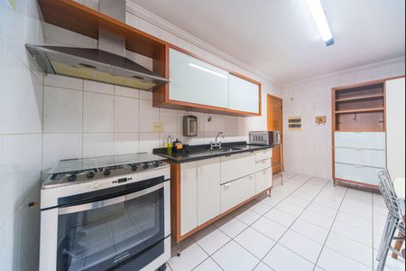 Apartamento para alugar com 130m², 3 quartos e 2 vagas Apartamento para alugar com 130m², 3 quartos e 2 vagasCozinha