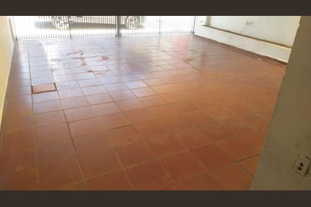Garagem de casa à venda com 3 quartos, 200m² em Vila Homero Thon, Santo André