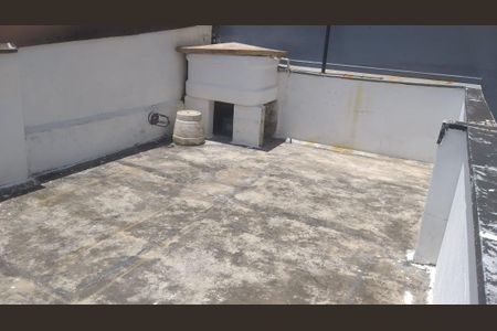 Área externa de casa à venda com 3 quartos, 200m² em Vila Homero Thon, Santo André
