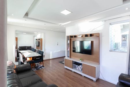Apartamento para alugar com baixa de preço em Serrano