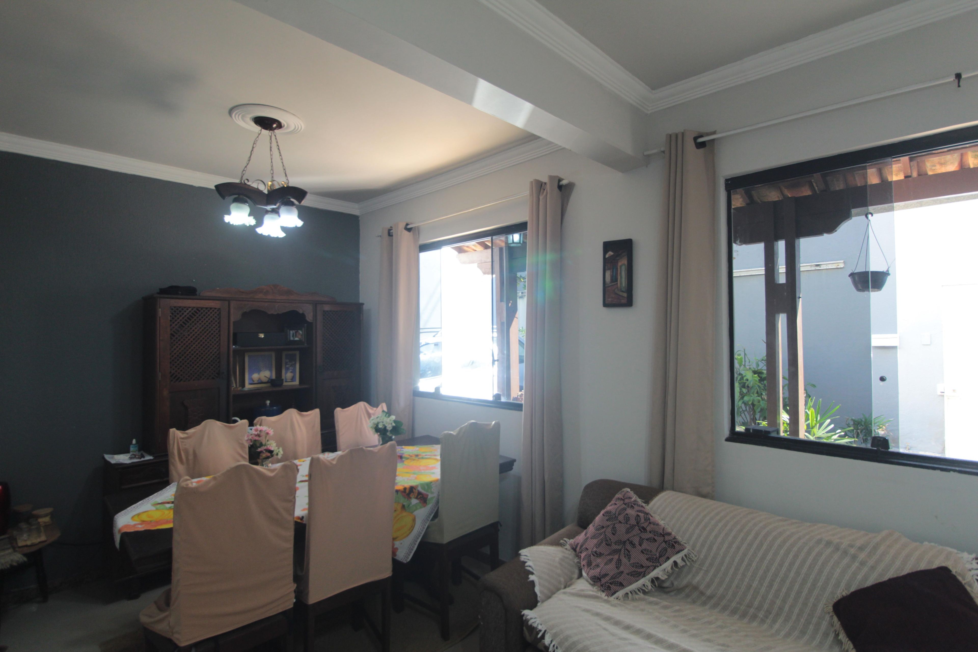 Casa com 4 quartos — São João Batista (venda Nova), Belo Horizonte