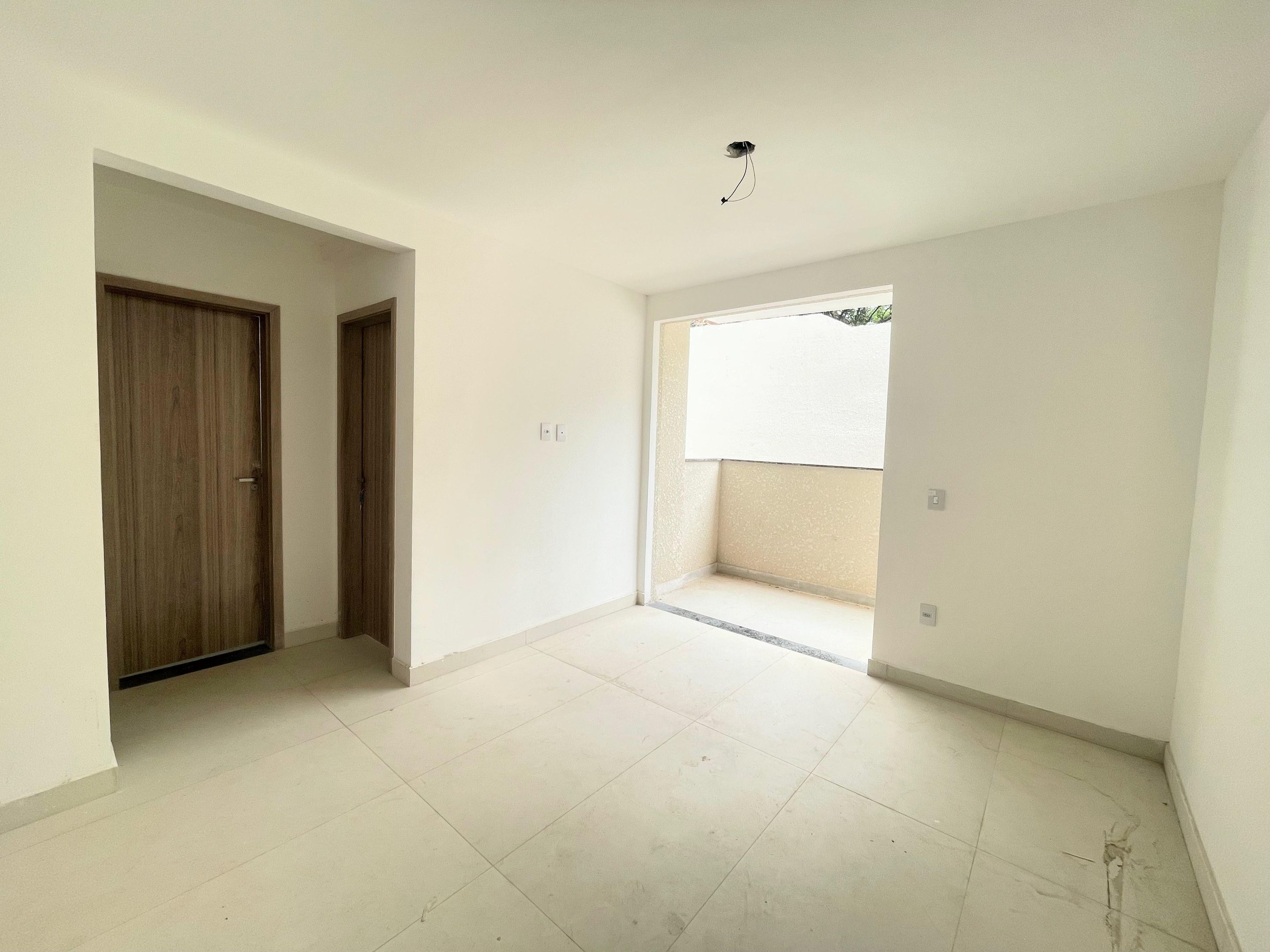 Apartamento com 2 quartos — Santa Branca, Belo Horizonte