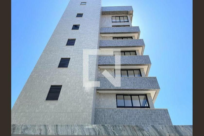 Apartamento com 4 quartos — Pampulha, Belo Horizonte