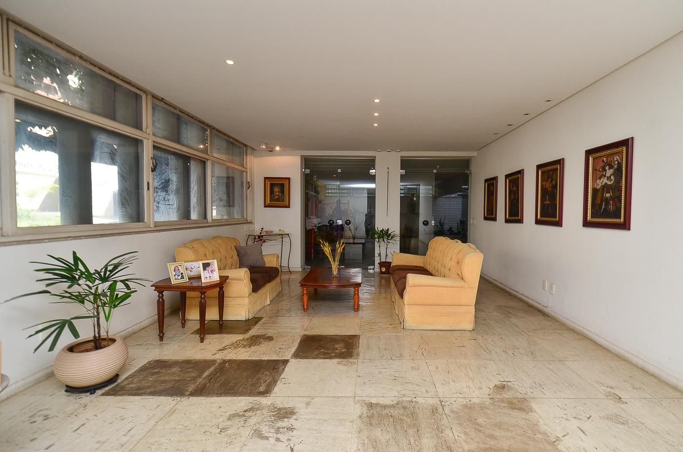 Apartamento com 4 quartos — Funcionários, Belo Horizonte