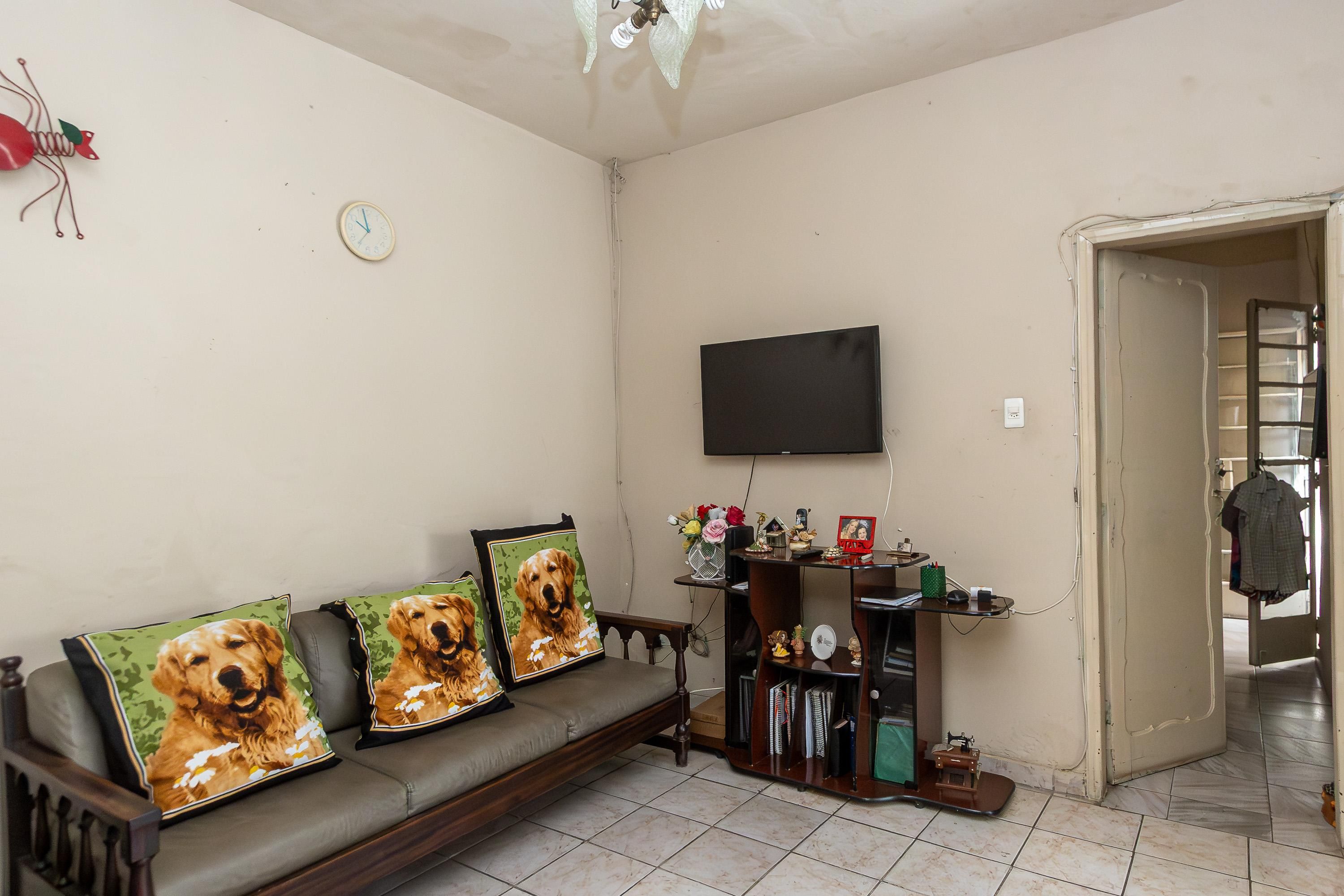 Casa com 5 quartos — Pampulha, Belo Horizonte