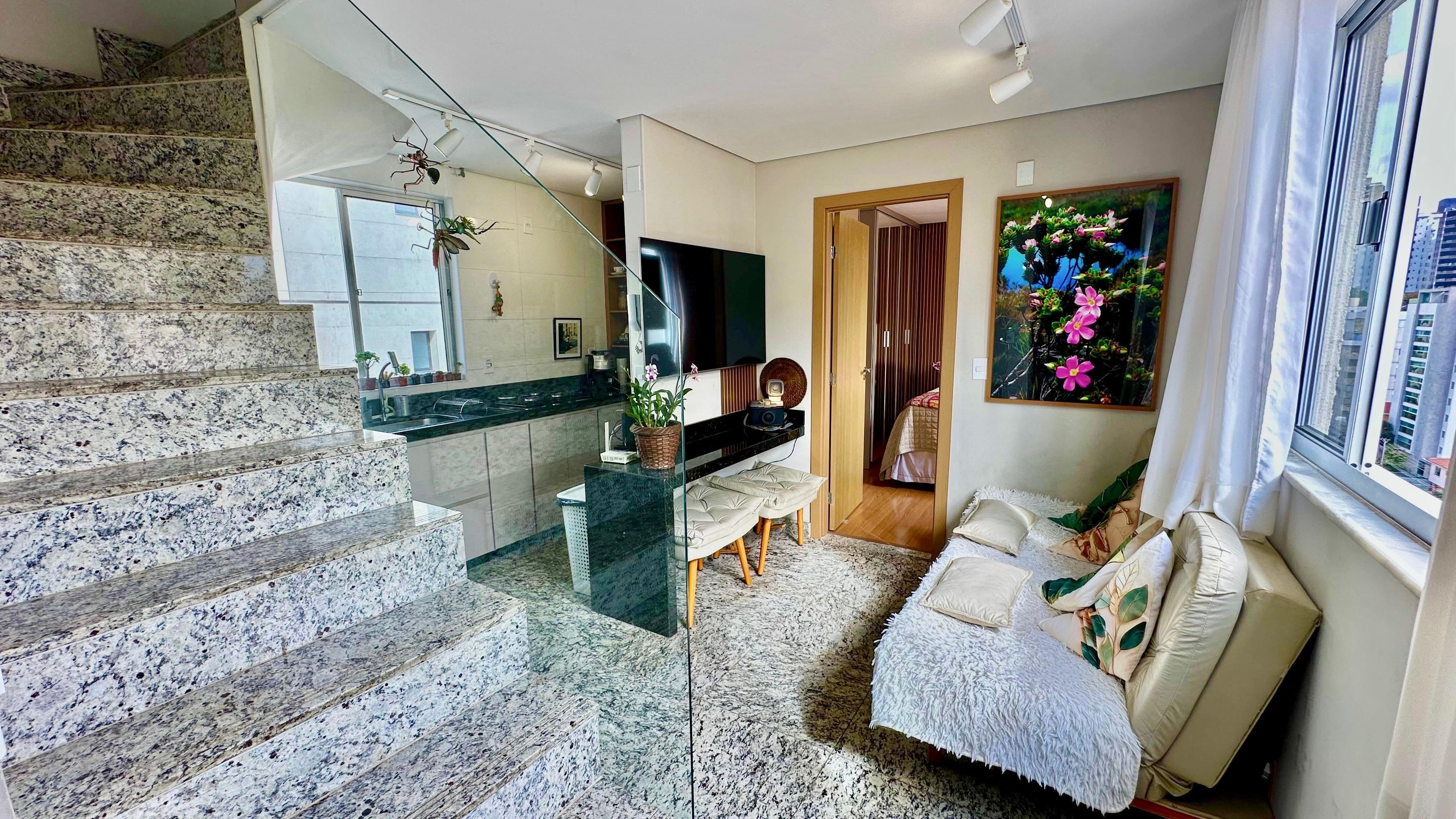 Apartamento com 2 quartos — Santa Efigênia, Belo Horizonte