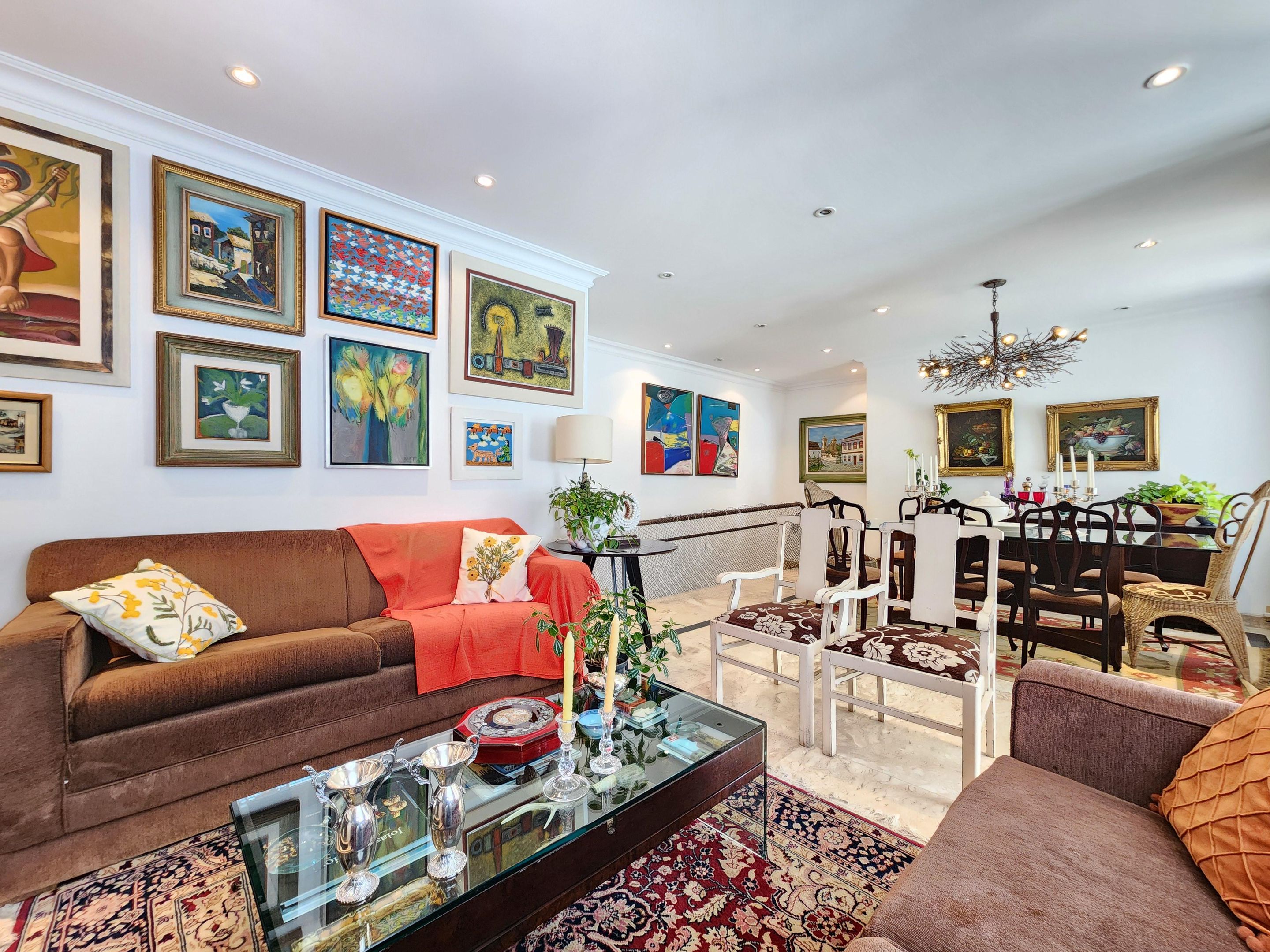 Casa com 4 quartos — Santa Lúcia, Belo Horizonte
