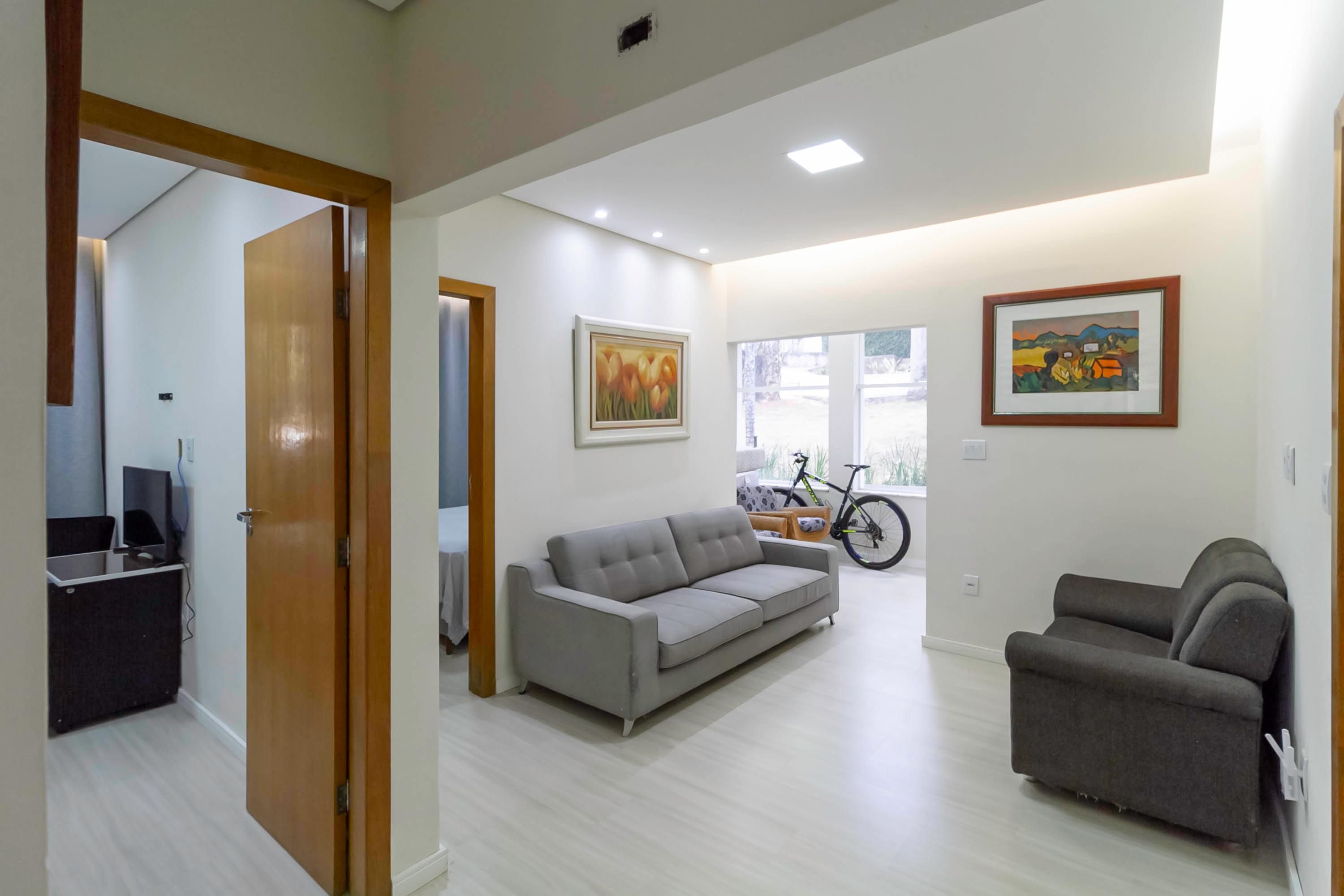 Casa com 4 quartos — Braúnas, Belo Horizonte