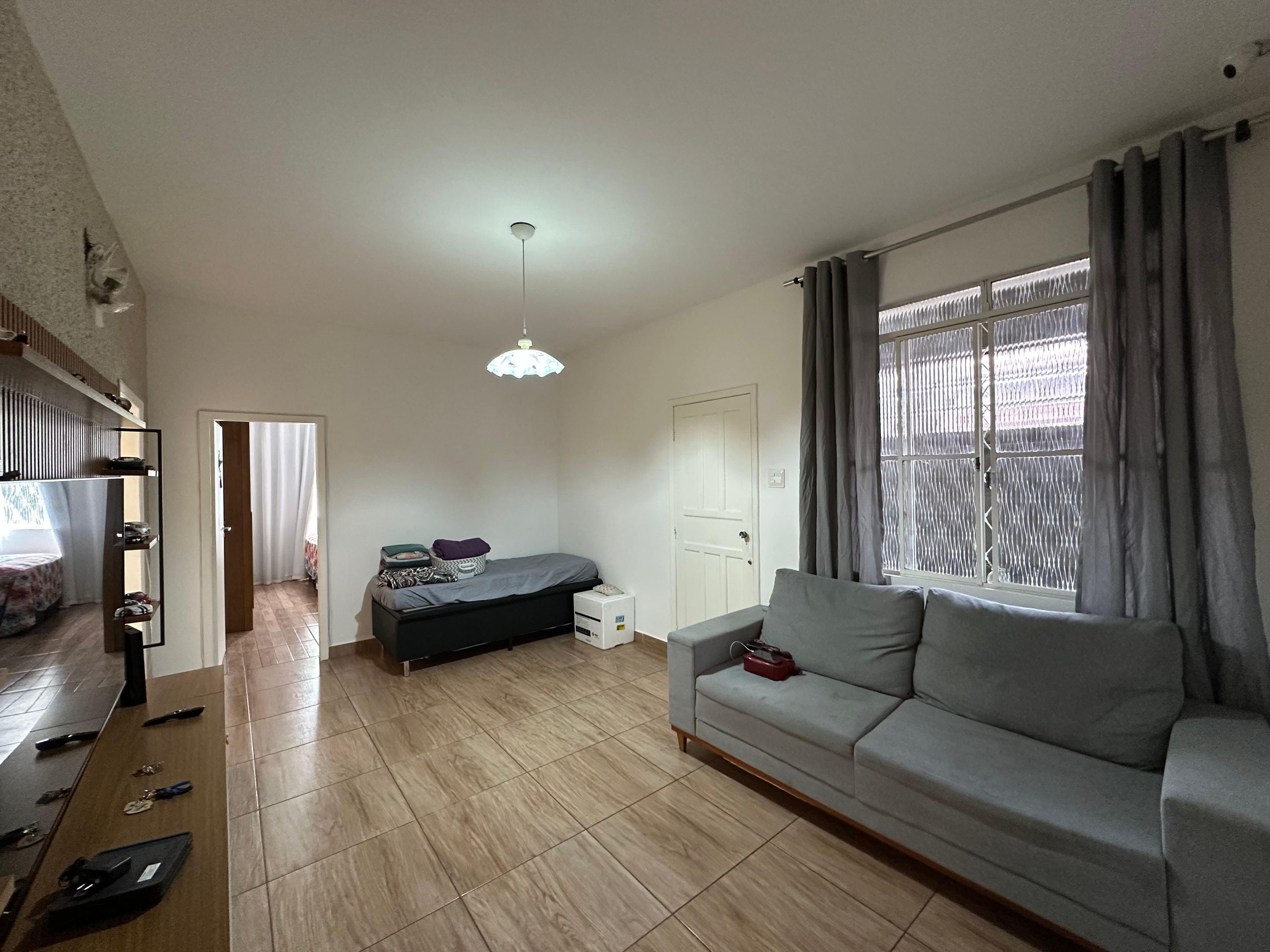 Casa com 2 quartos — Bonfim, Belo Horizonte