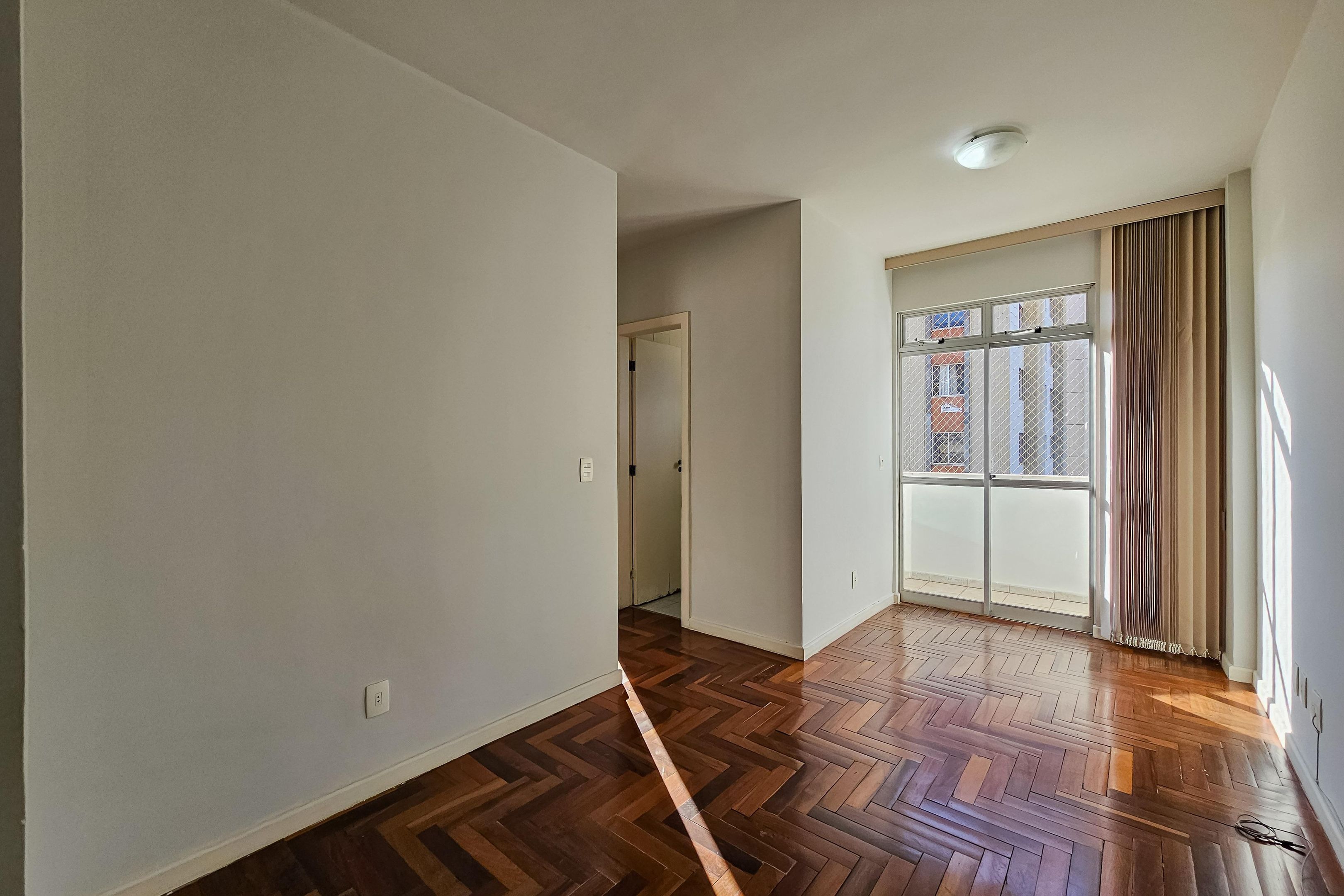 Apartamento com 2 quartos — Serra, Belo Horizonte