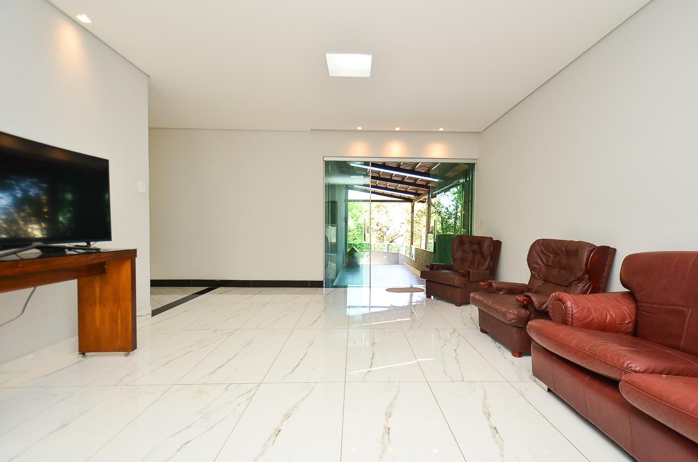 Casa com 5 quartos — Serra, Belo Horizonte