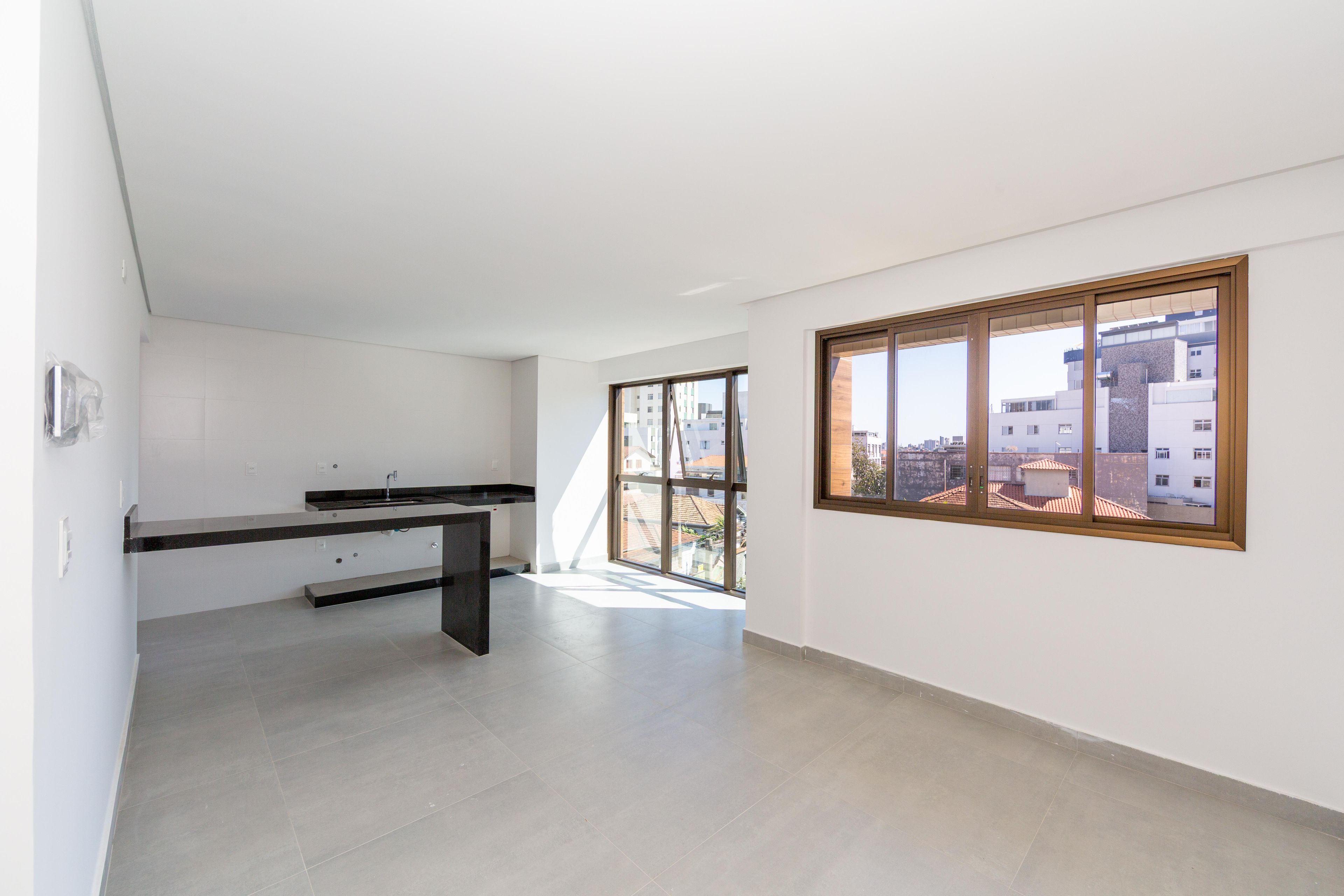 Apartamento com 3 quartos — Prado, Belo Horizonte