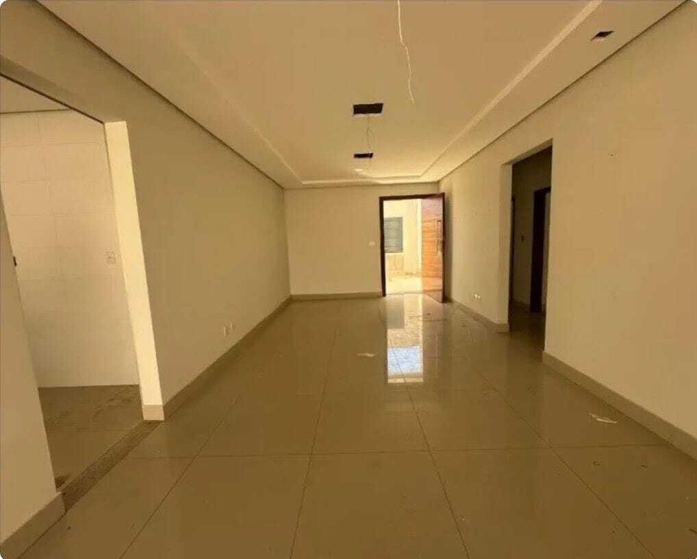 Casa com 3 quartos — Santa Terezinha, Belo Horizonte