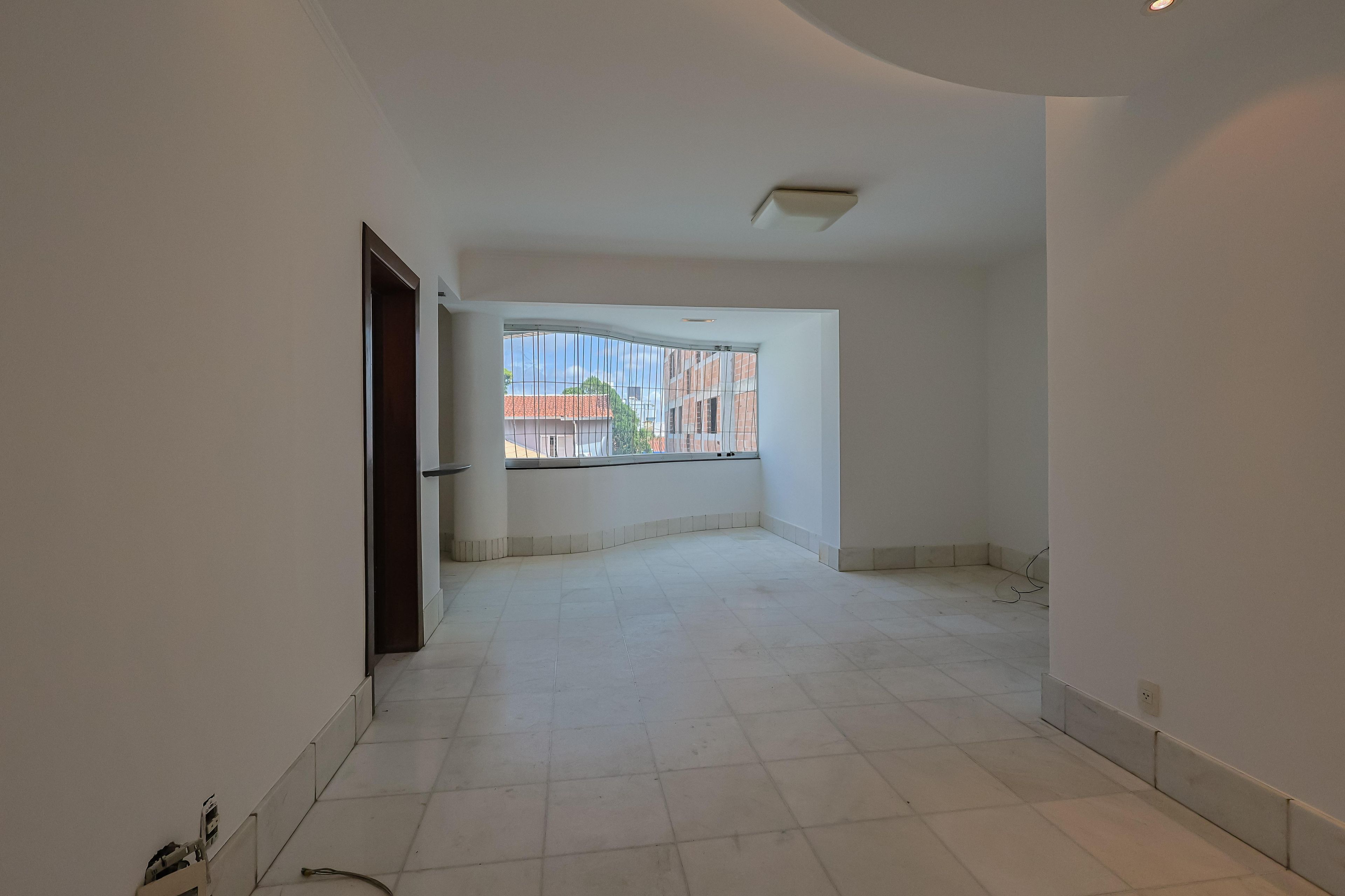 Apartamento com 5 quartos — Barroca, Belo Horizonte