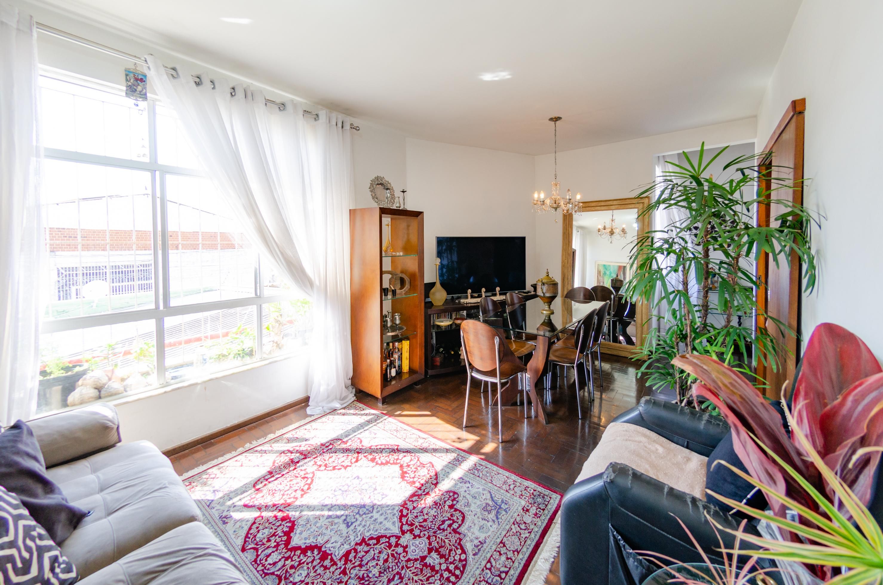 Apartamento com 2 quartos — Alto Caiçaras, Belo Horizonte