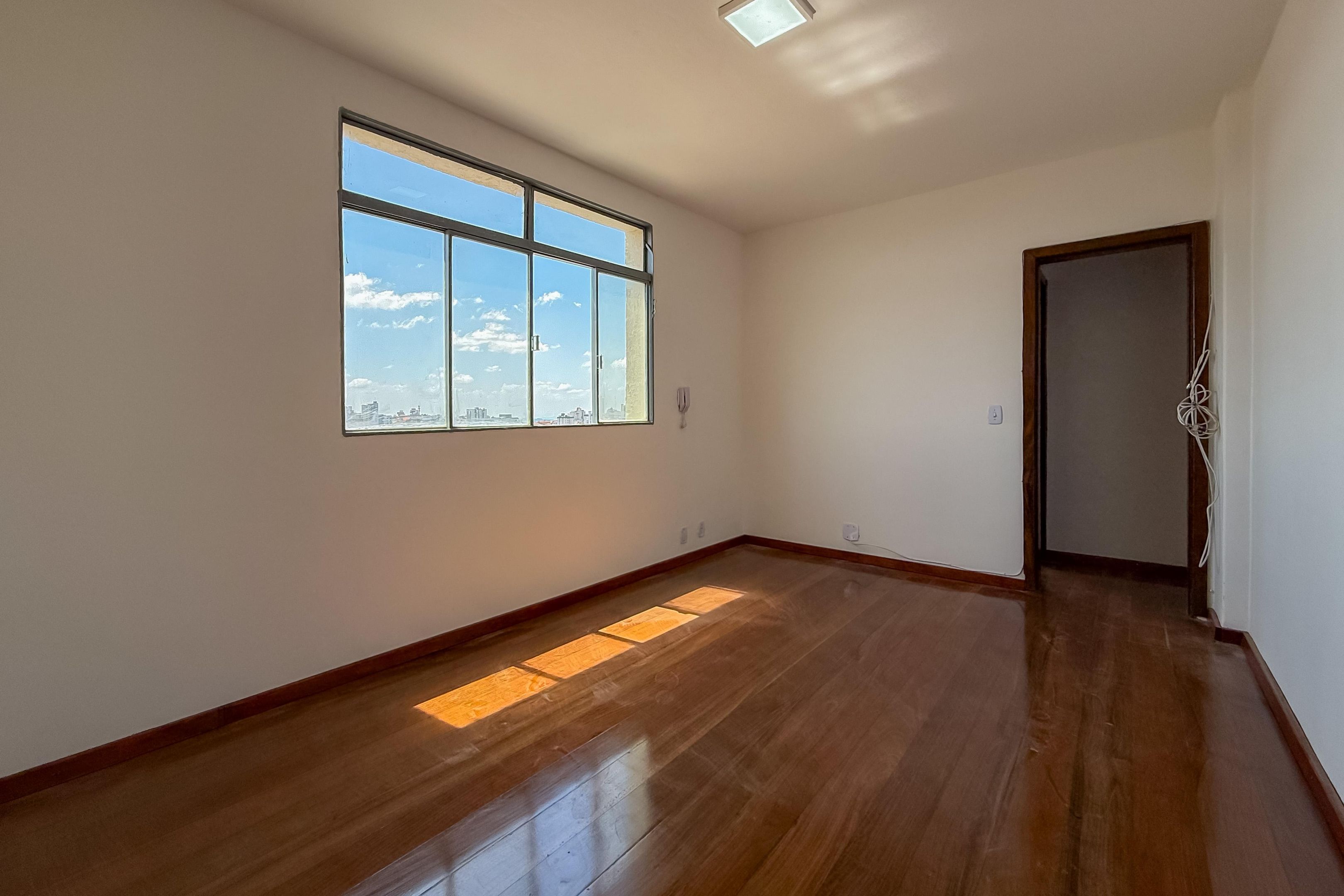Apartamento com 3 quartos — Padre Eustáquio, Belo Horizonte