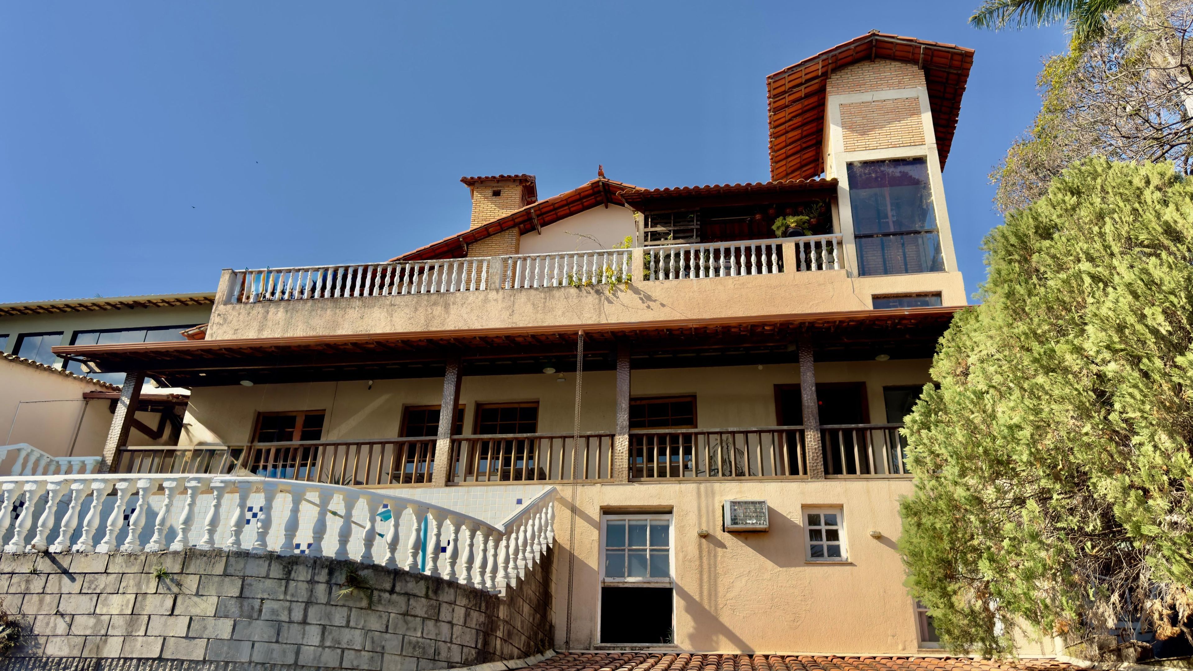 Casa com 16 quartos — Pampulha, Belo Horizonte