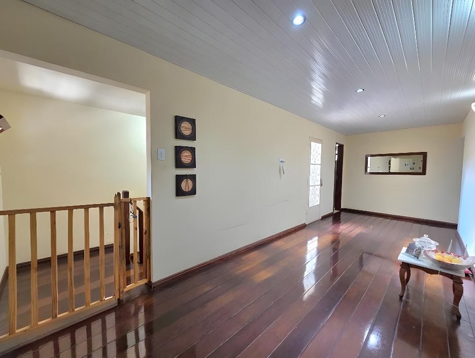 Casa com 9 quartos — Dom Cabral, Belo Horizonte