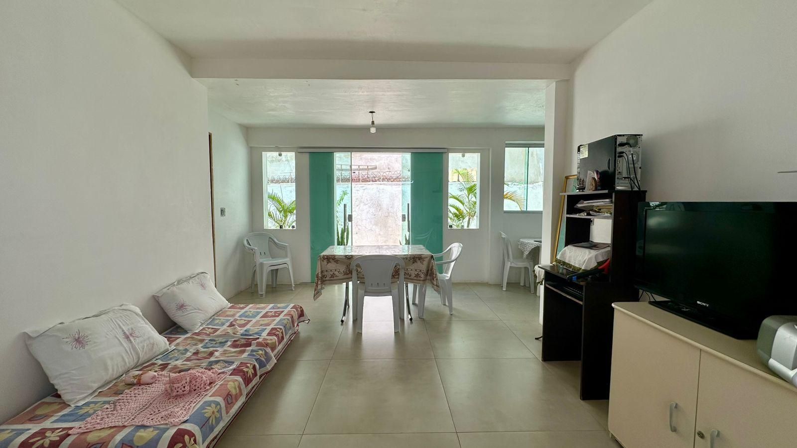 Casa com 4 quartos — Planalto, Belo Horizonte