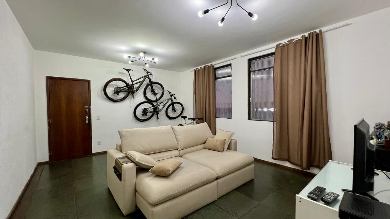 Apartamento com 3 quartos — Santo Antônio, Belo Horizonte