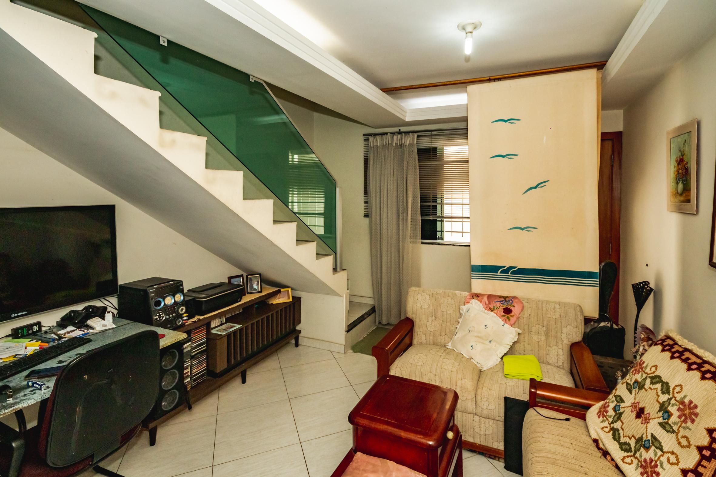 Casa com 2 quartos — Céu Azul, Belo Horizonte