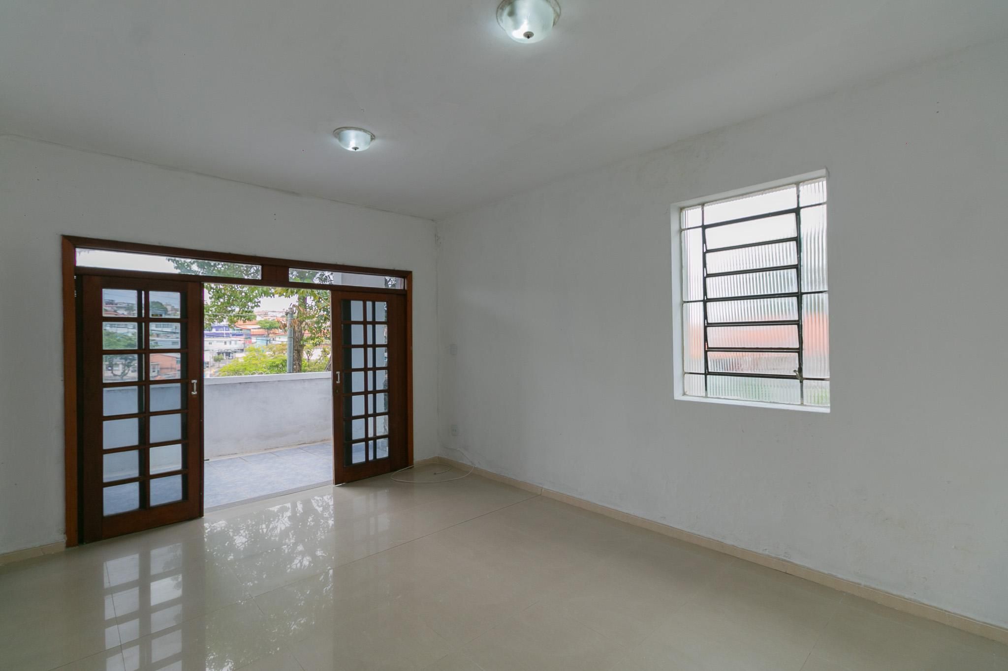 Casa com 2 quartos — Glória, Belo Horizonte