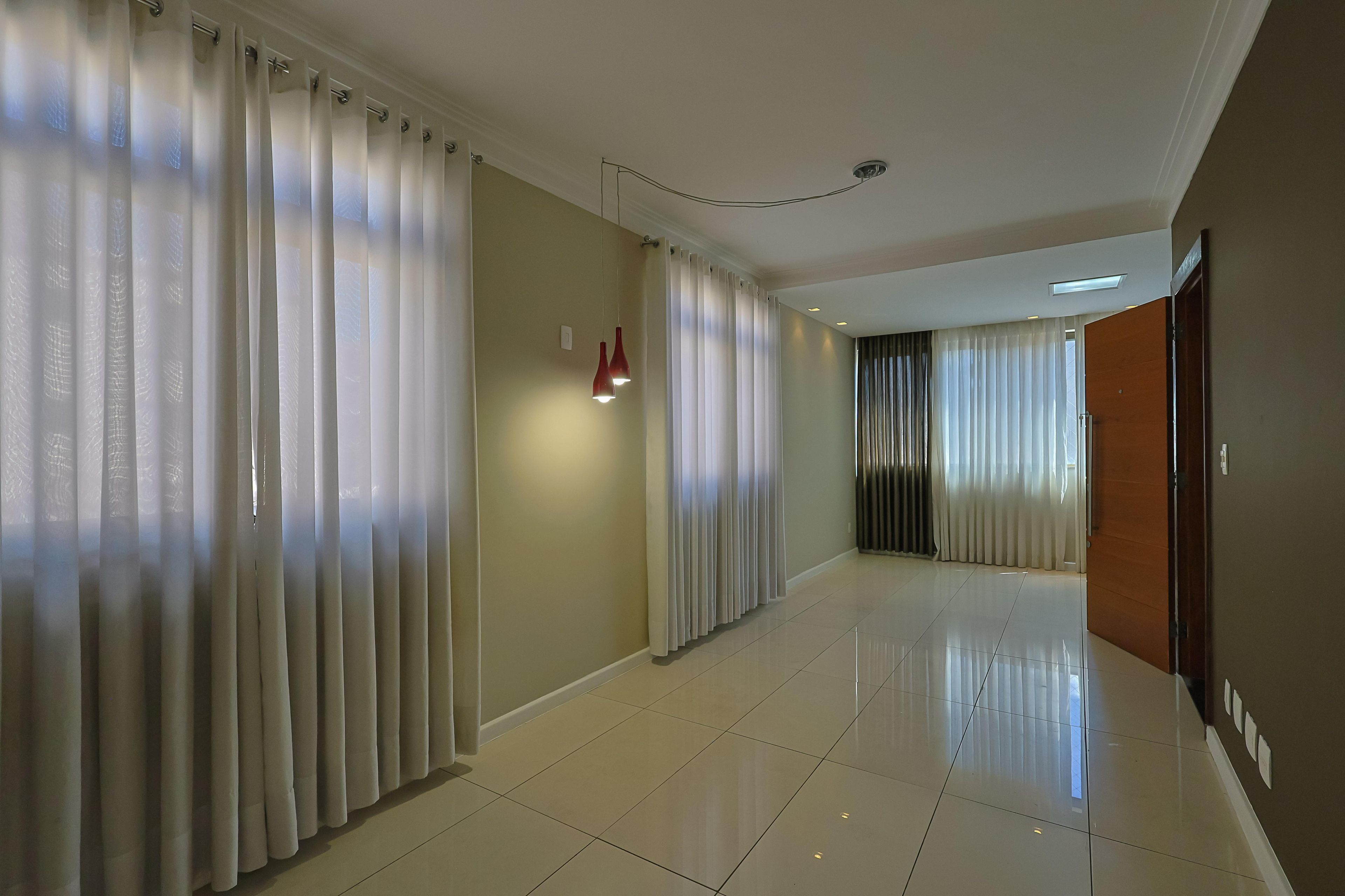Apartamento com 3 quartos — Santo Antônio, Belo Horizonte