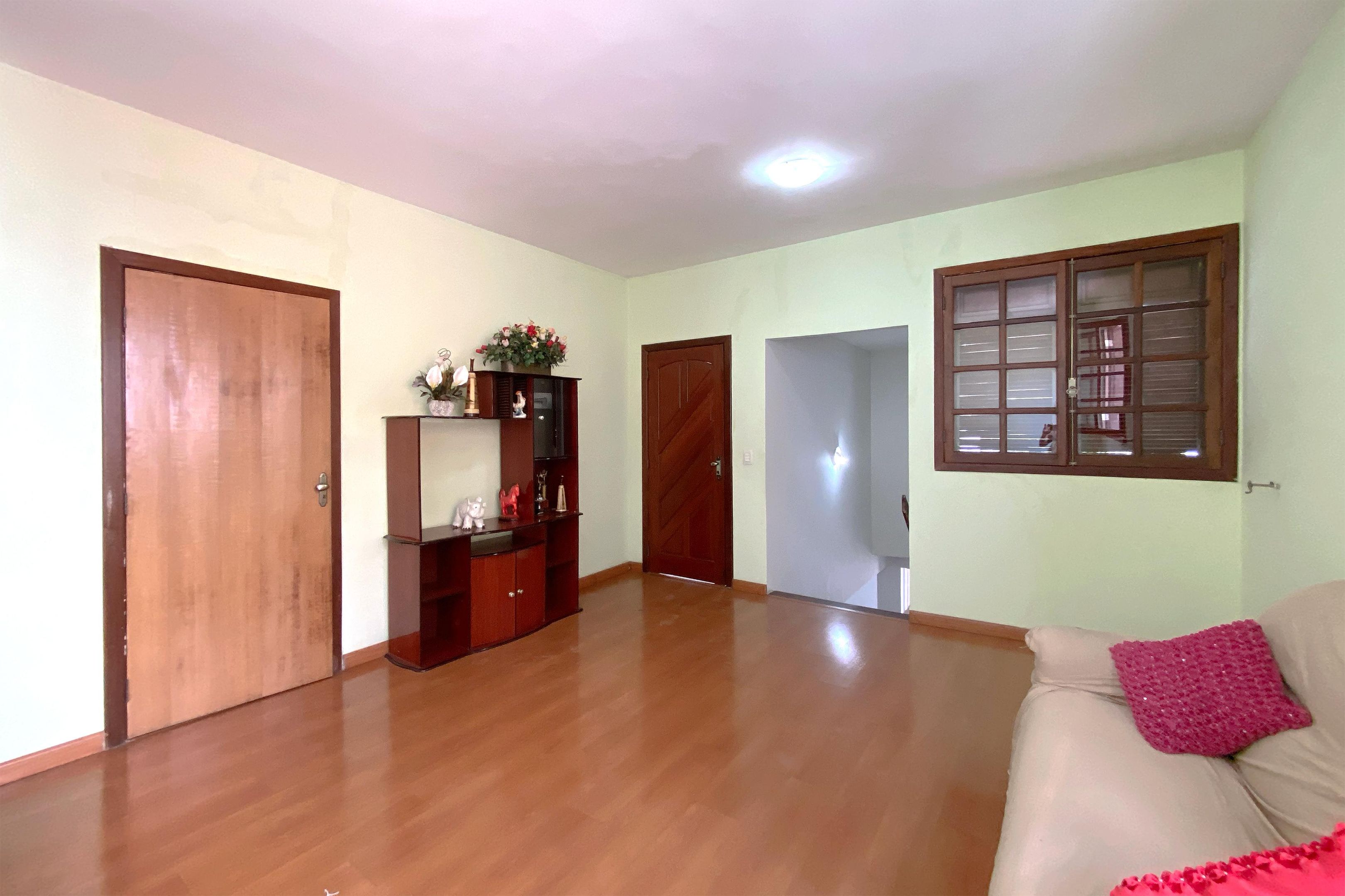 Casa com 6 quartos — Palmares, Belo Horizonte