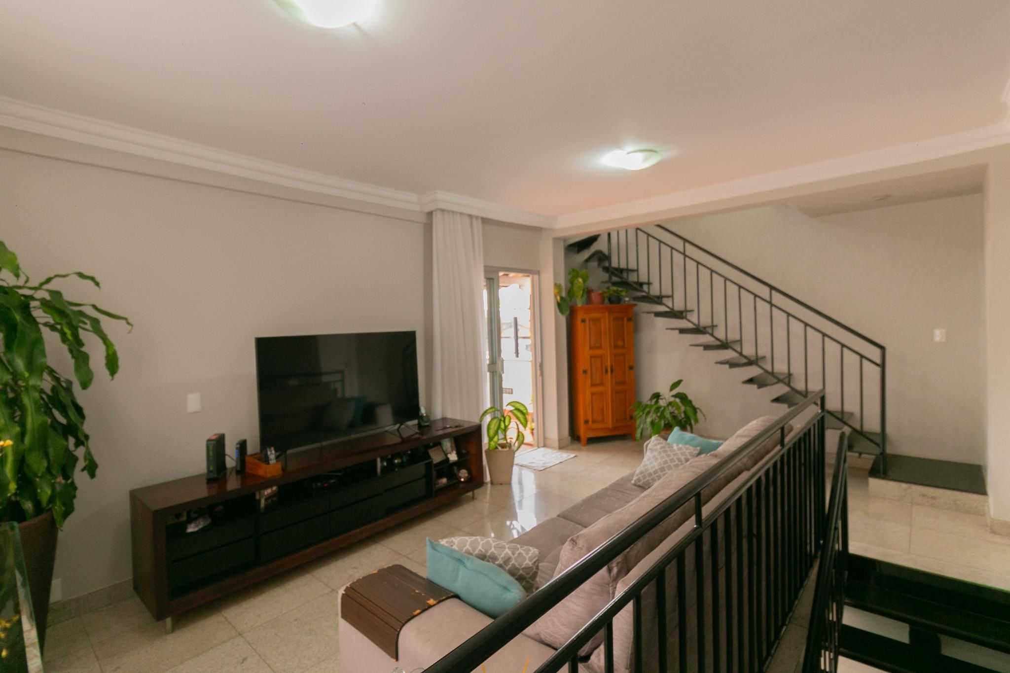 Apartamento com 3 quartos — São João Batista, Belo Horizonte