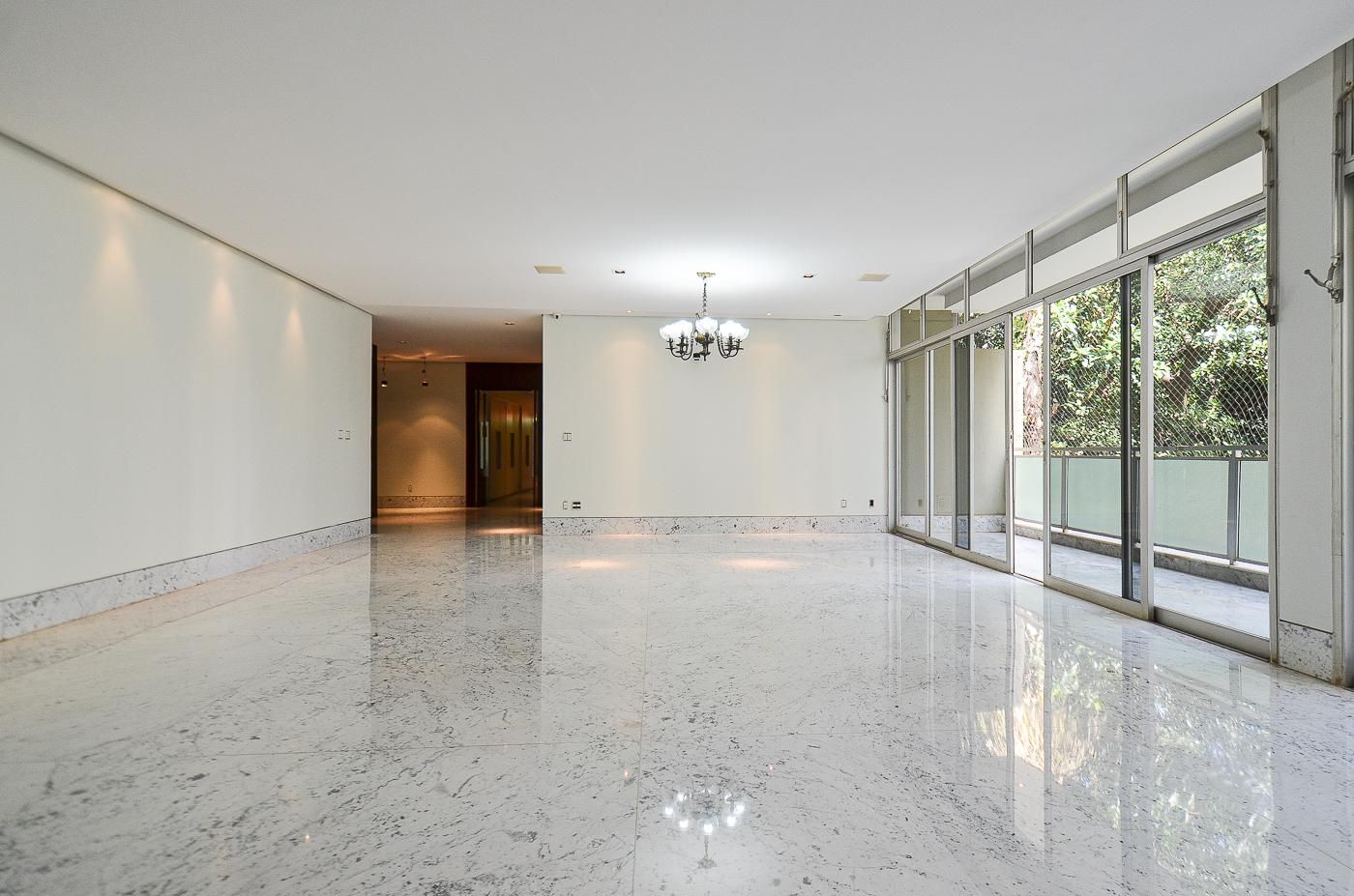 Apartamento com 5 quartos — Serra, Belo Horizonte