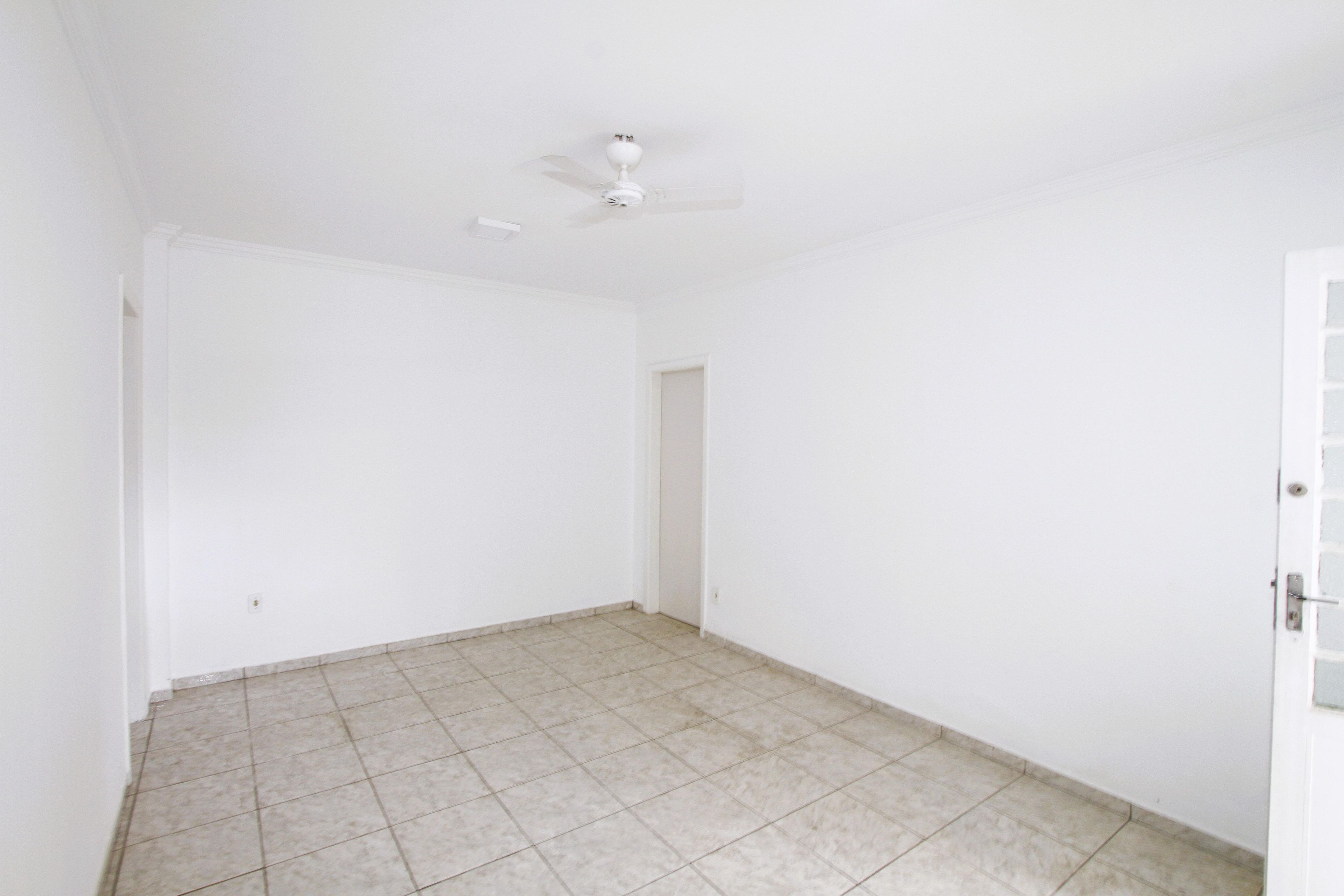 Casa com 6 quartos — Bonfim, Belo Horizonte