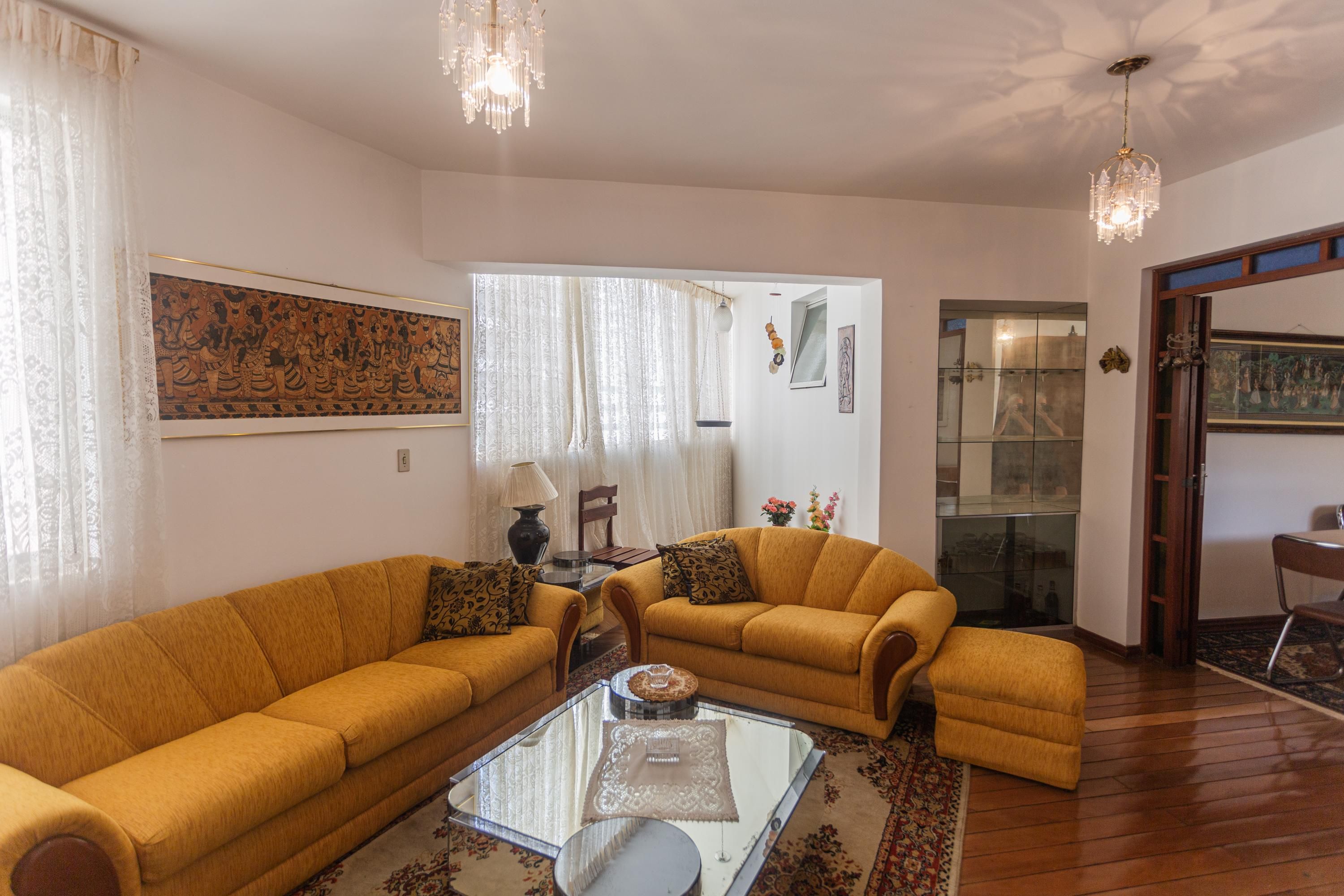 Apartamento com 4 quartos — Sion, Belo Horizonte