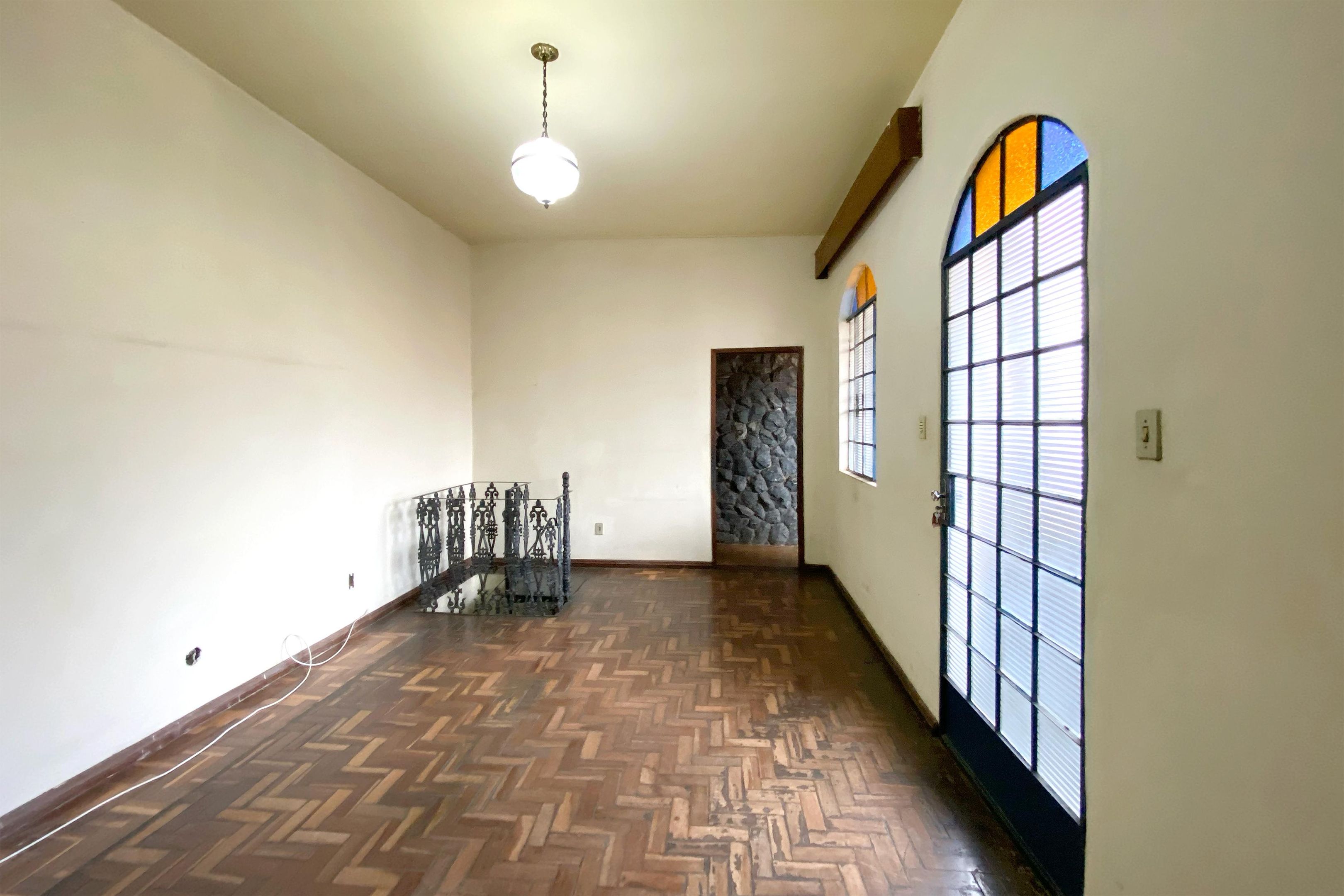 Casa com 5 quartos — Santa Efigênia, Belo Horizonte