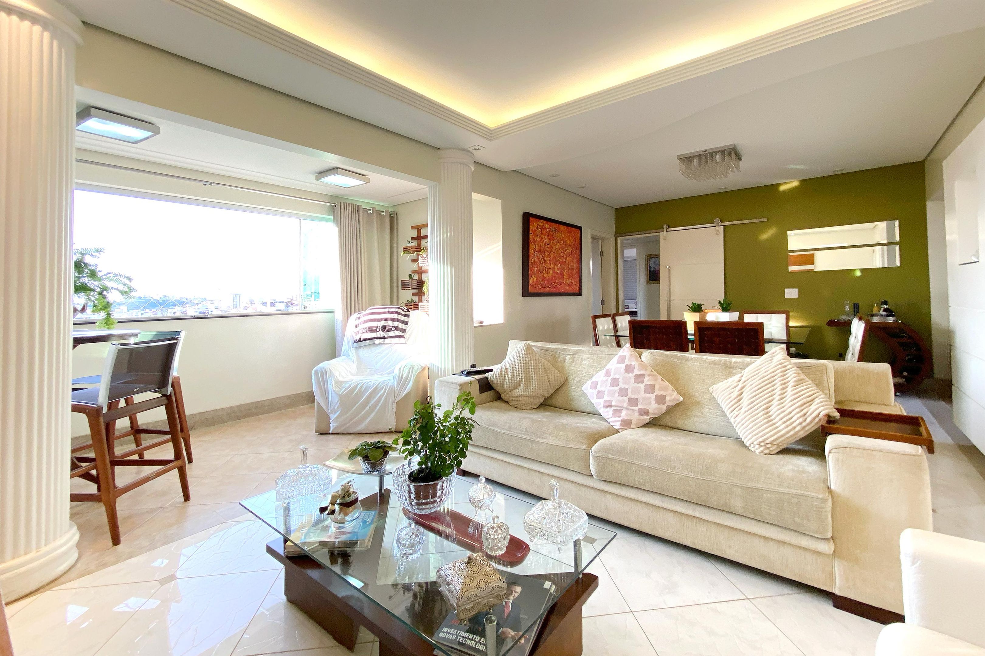 Apartamento com 4 quartos — Cidade Nova, Belo Horizonte