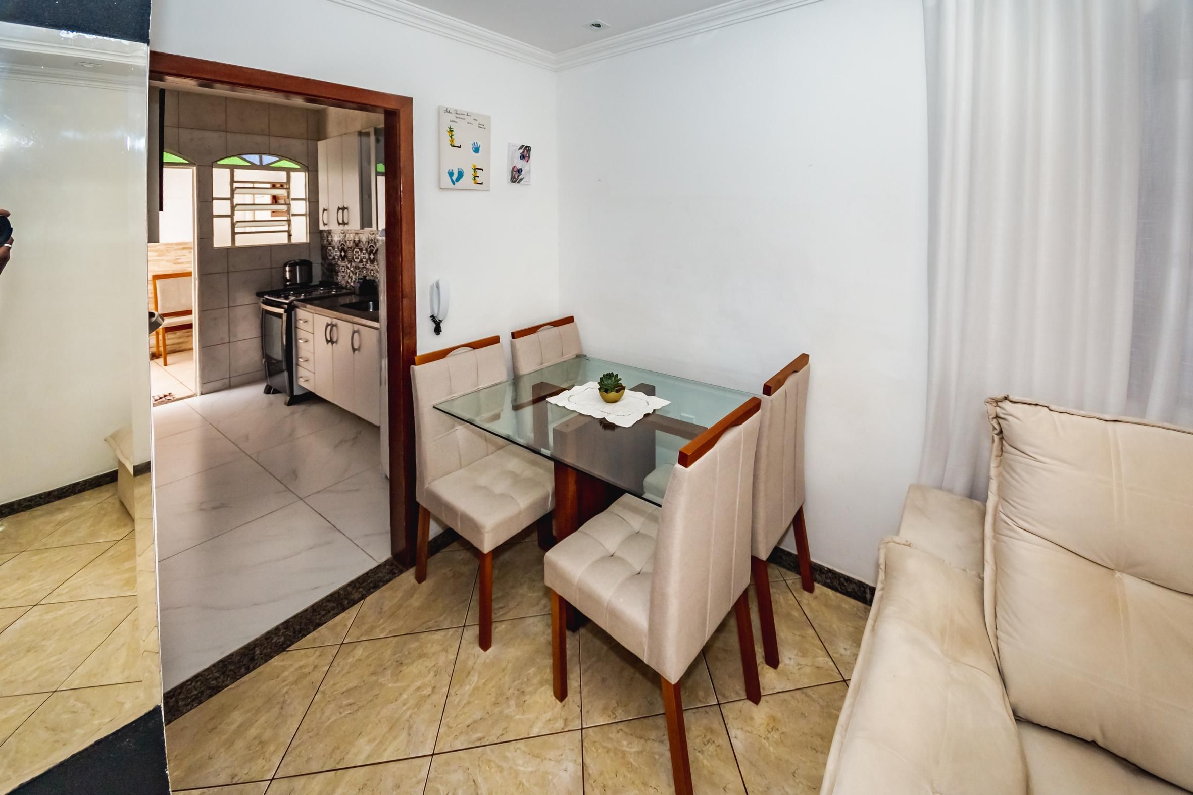 Casa em condomínio com 2 quartos — Copacabana, Belo Horizonte