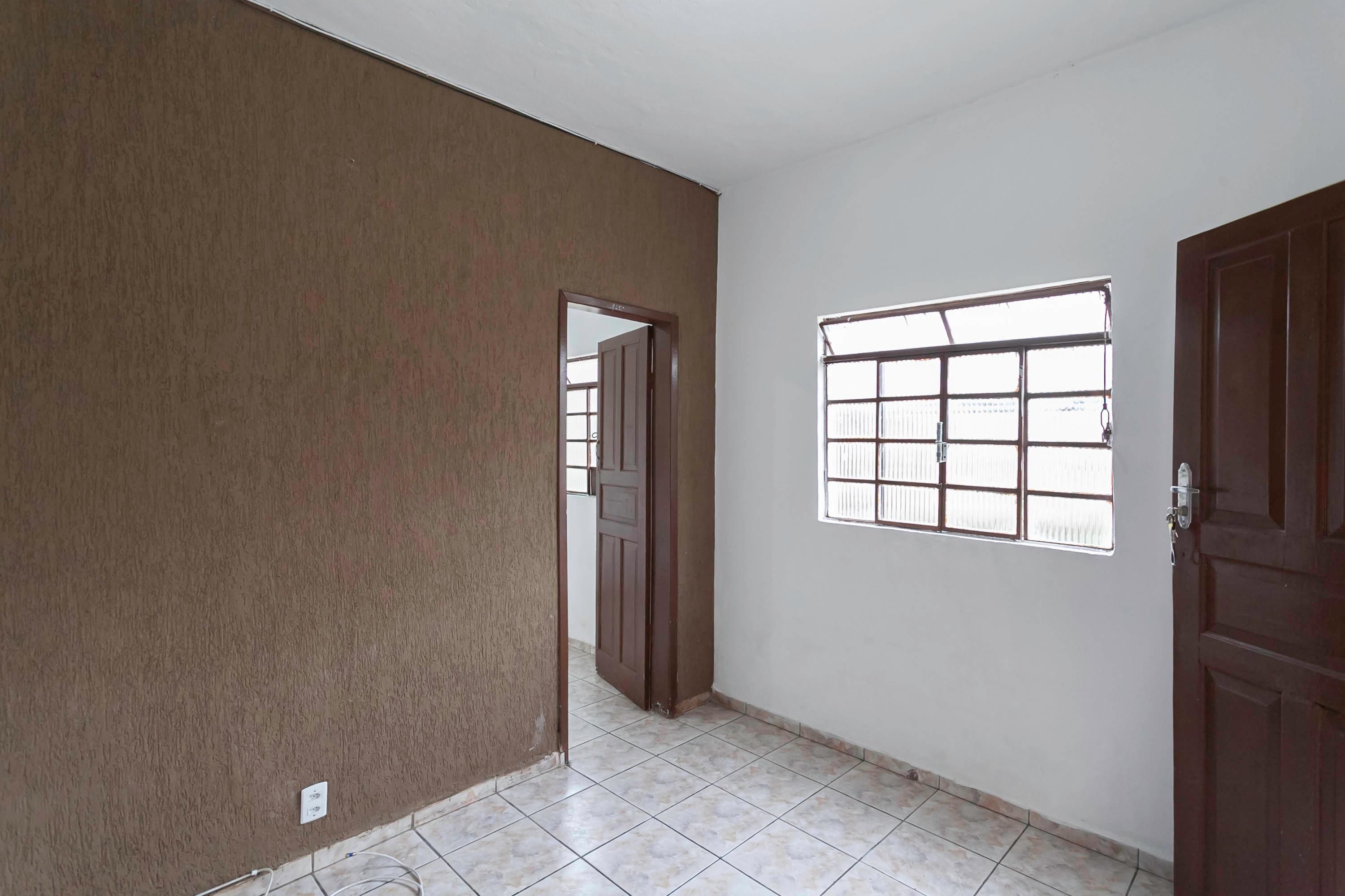 Casa com 3 quartos — Glória, Belo Horizonte