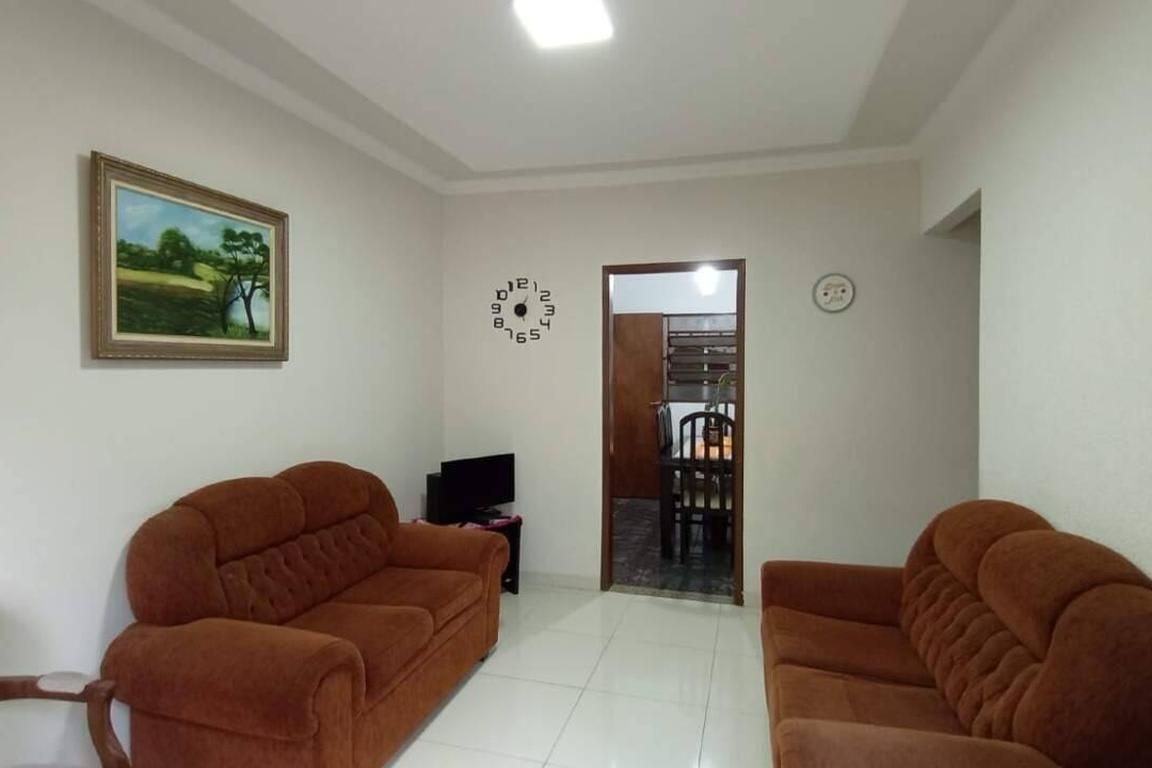 Casa com 7 quartos — São João Batista, Belo Horizonte