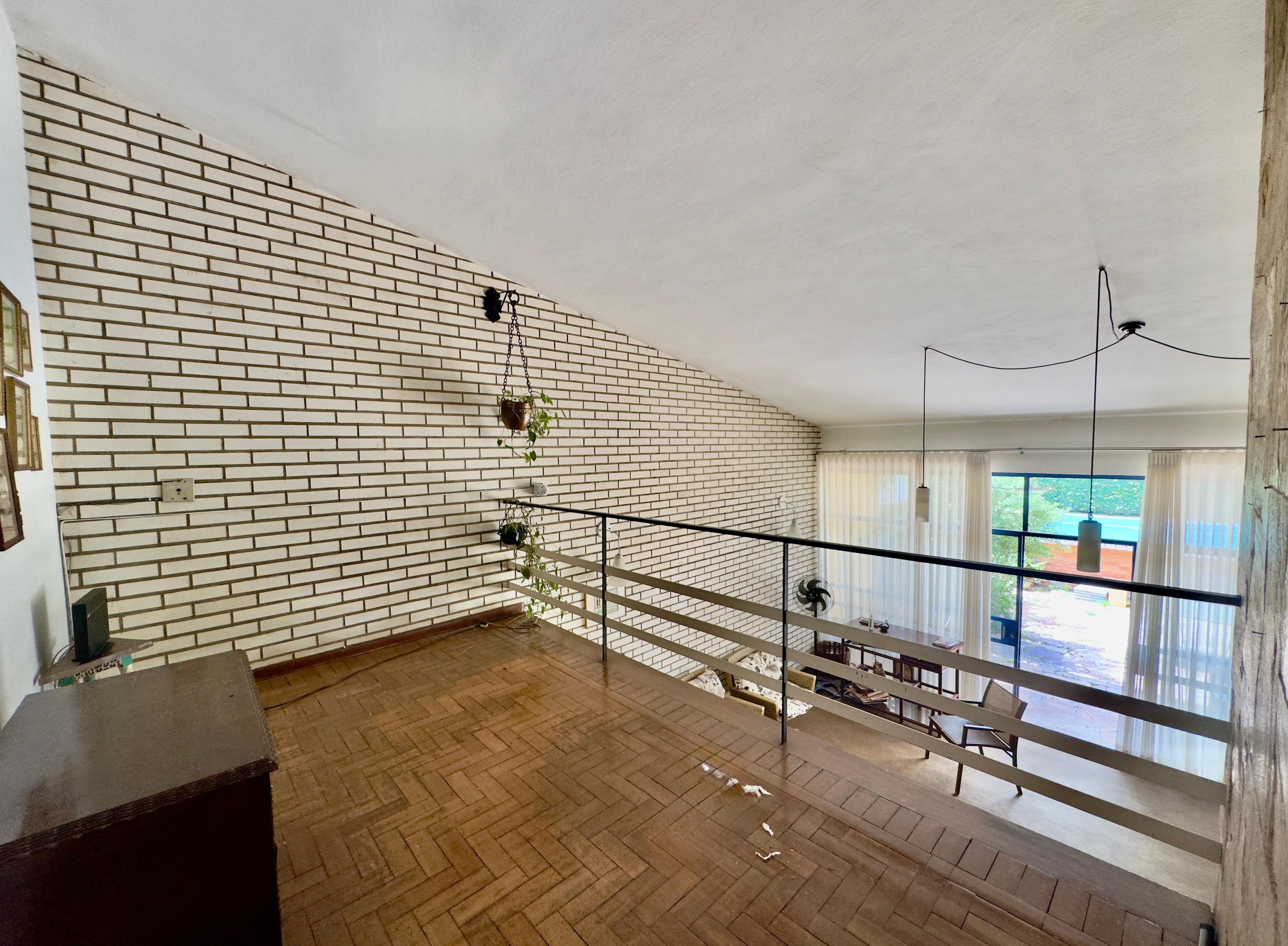 Casa com 4 quartos — Sion, Belo Horizonte