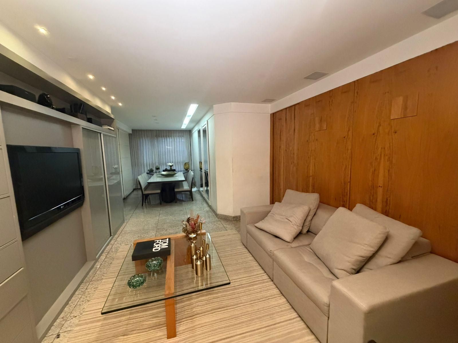 Apartamento com 3 quartos — Savassi, Belo Horizonte