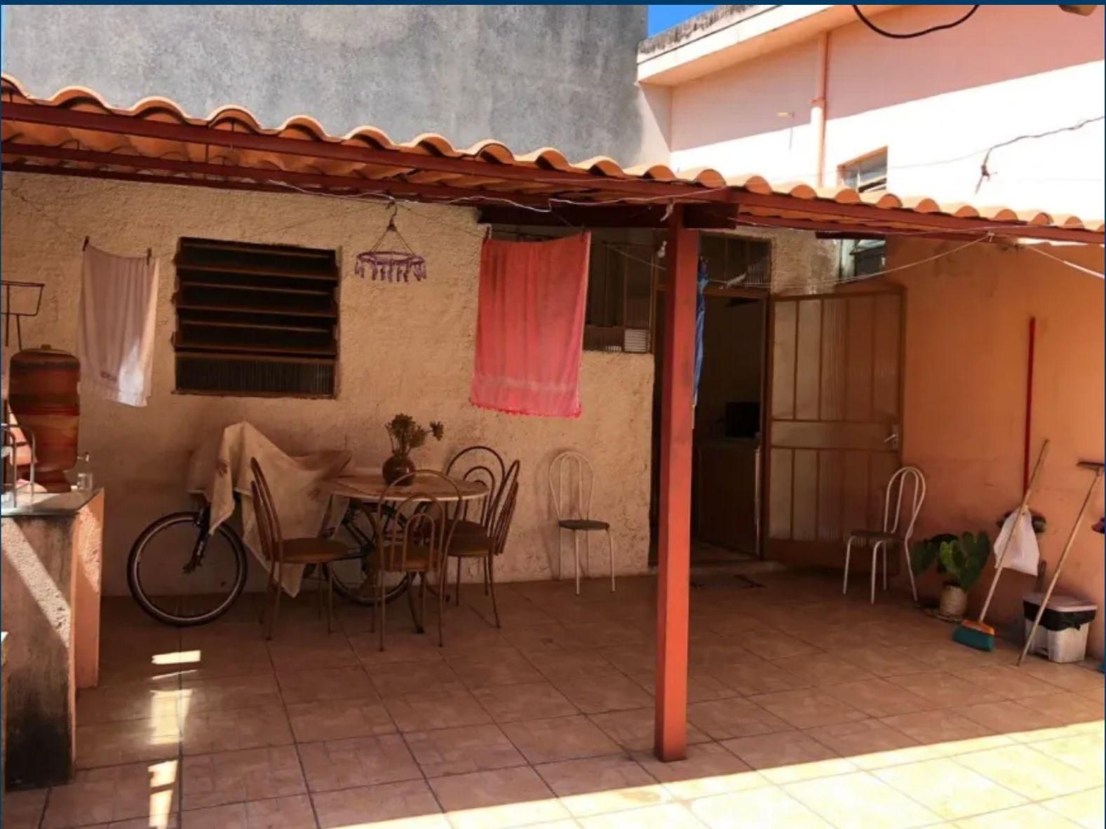 Casa com 3 quartos — Alto Caiçaras, Belo Horizonte