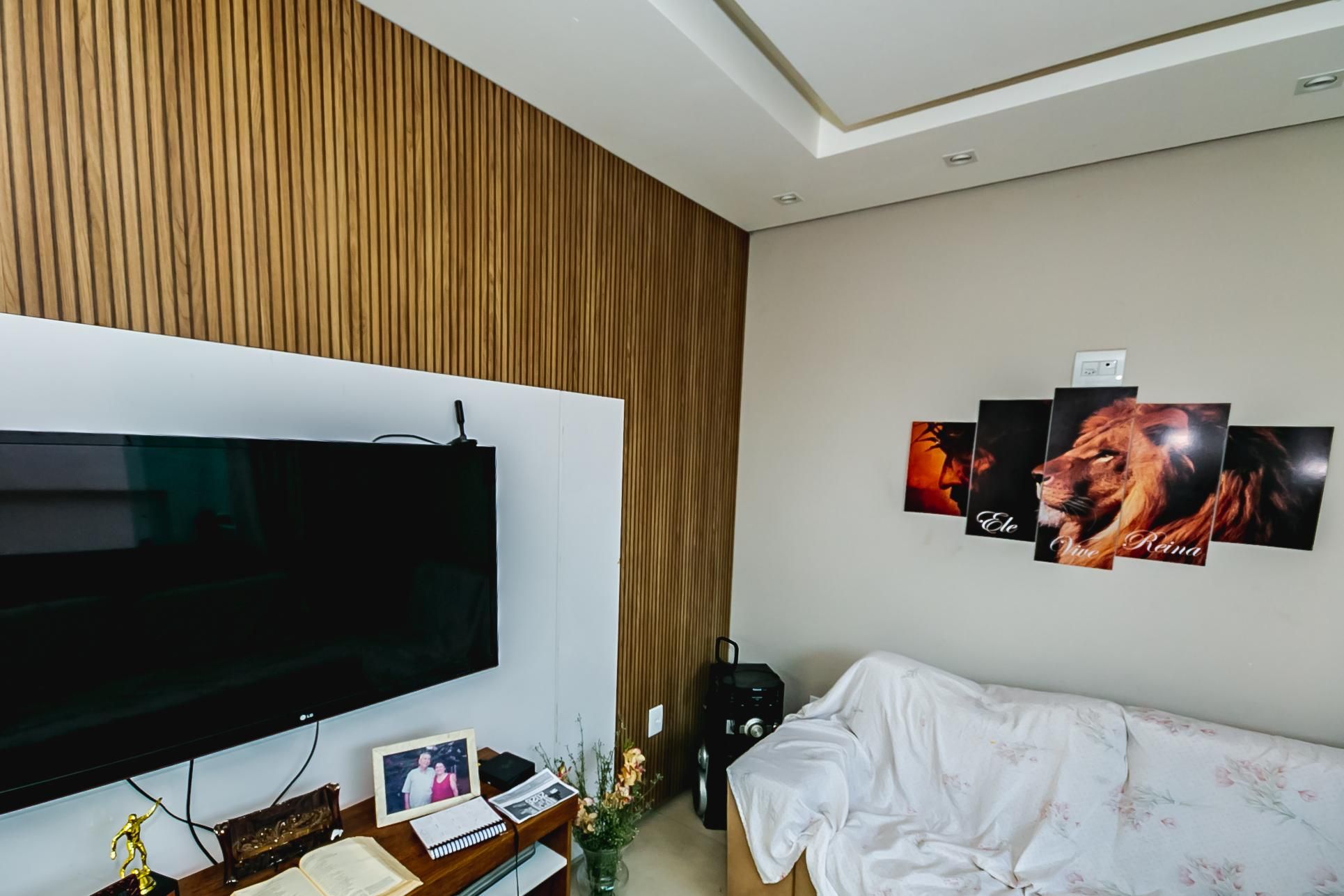 Casa com 2 quartos — Novo Glória, Belo Horizonte