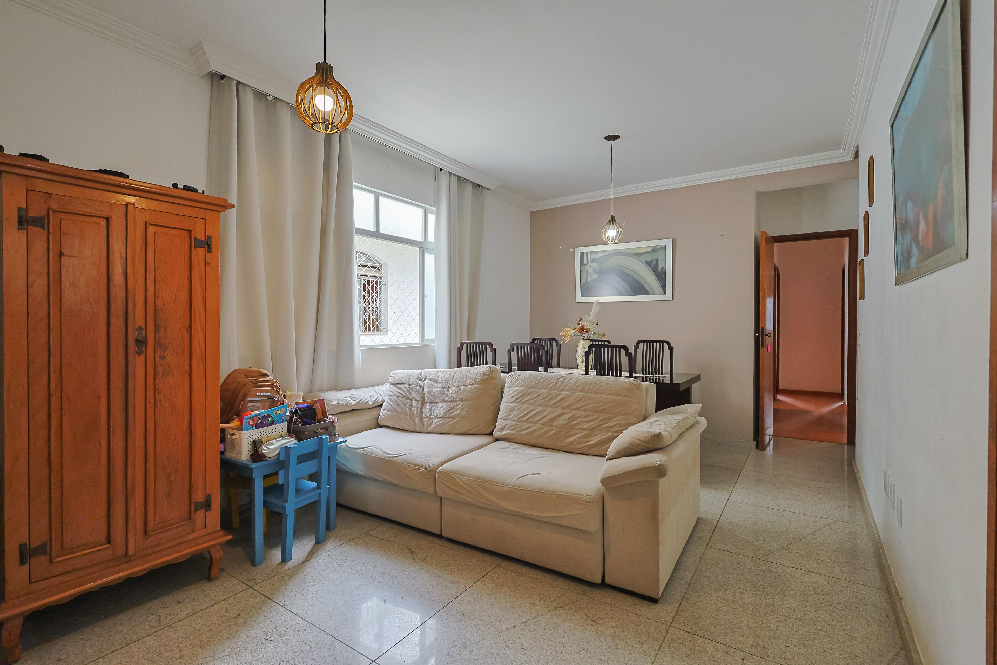 Apartamento com 4 quartos — Sagrada Família, Belo Horizonte