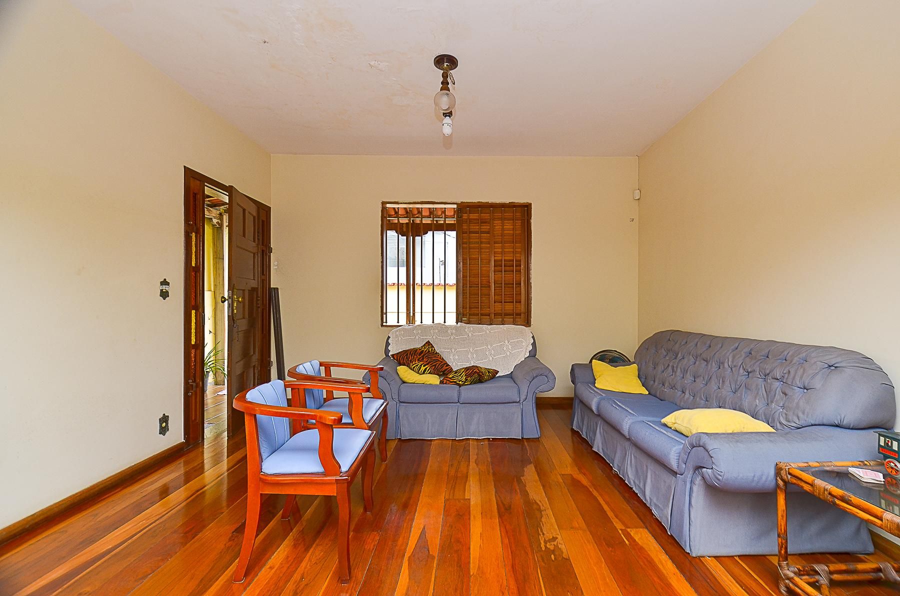 Casa com 4 quartos — Santa Efigênia, Belo Horizonte