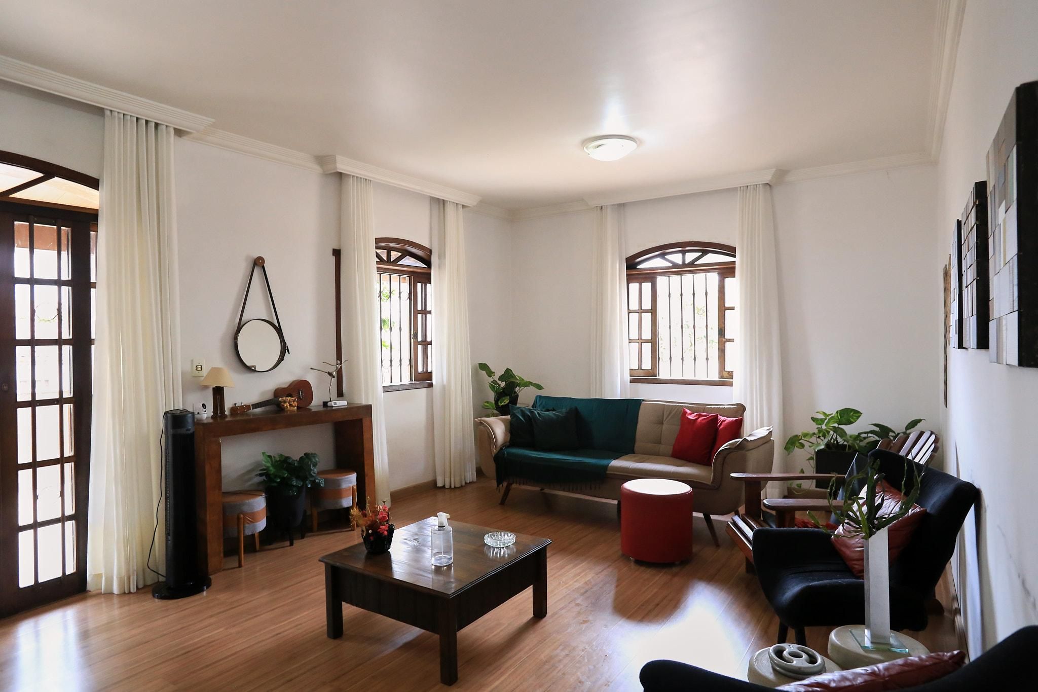 Casa com 4 quartos — Fernão Dias, Belo Horizonte