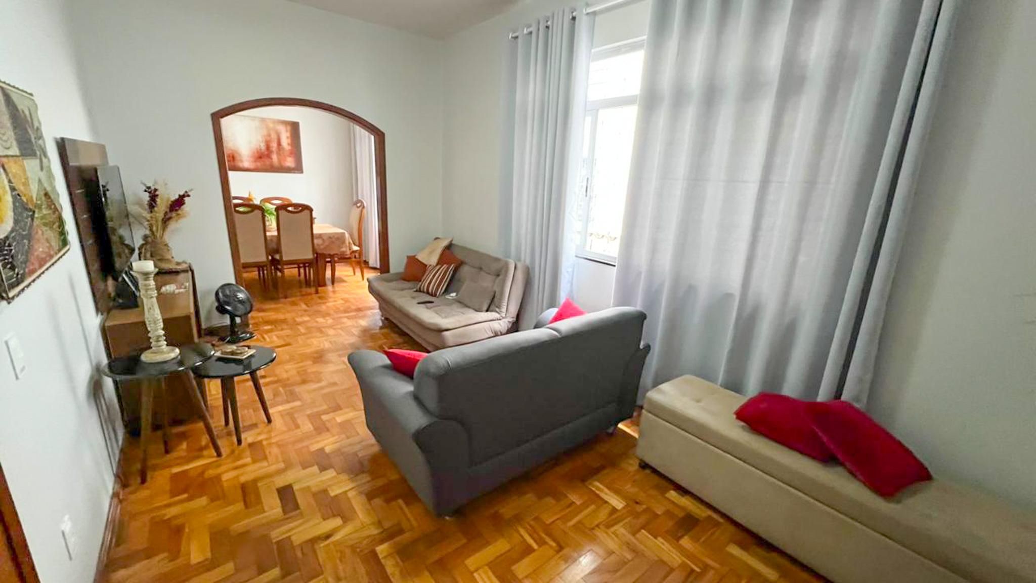 Apartamento com 3 quartos — Santo Antônio, Belo Horizonte