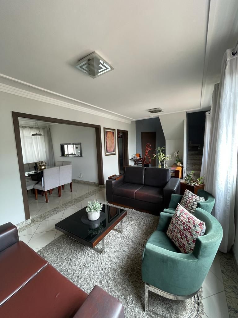 Casa com 5 quartos — Liberdade, Belo Horizonte