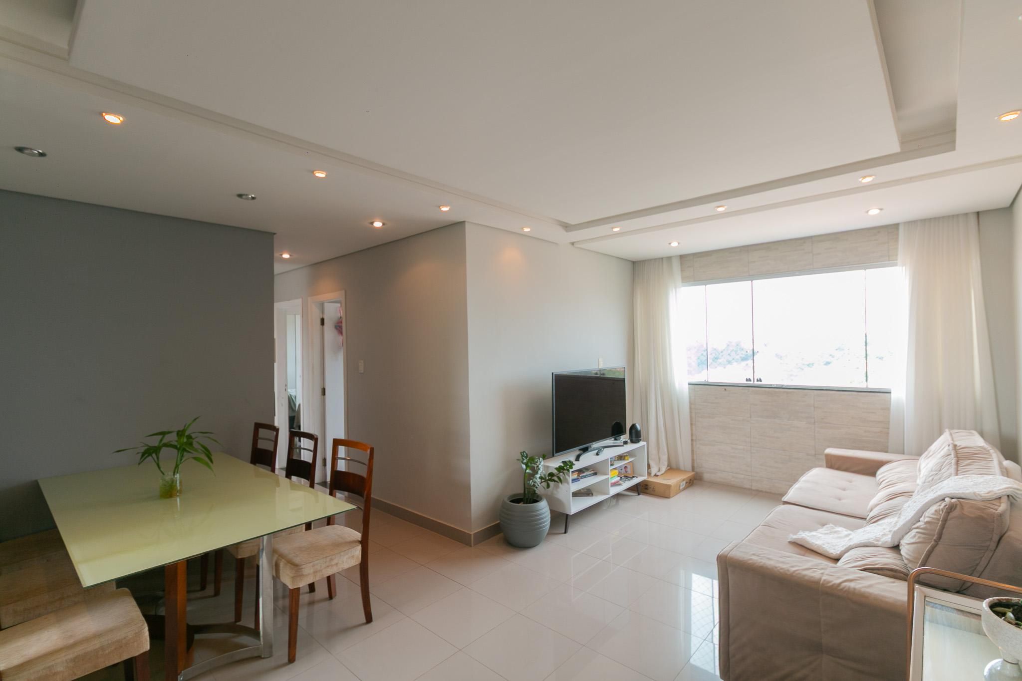 Apartamento com 4 quartos — Planalto, Belo Horizonte