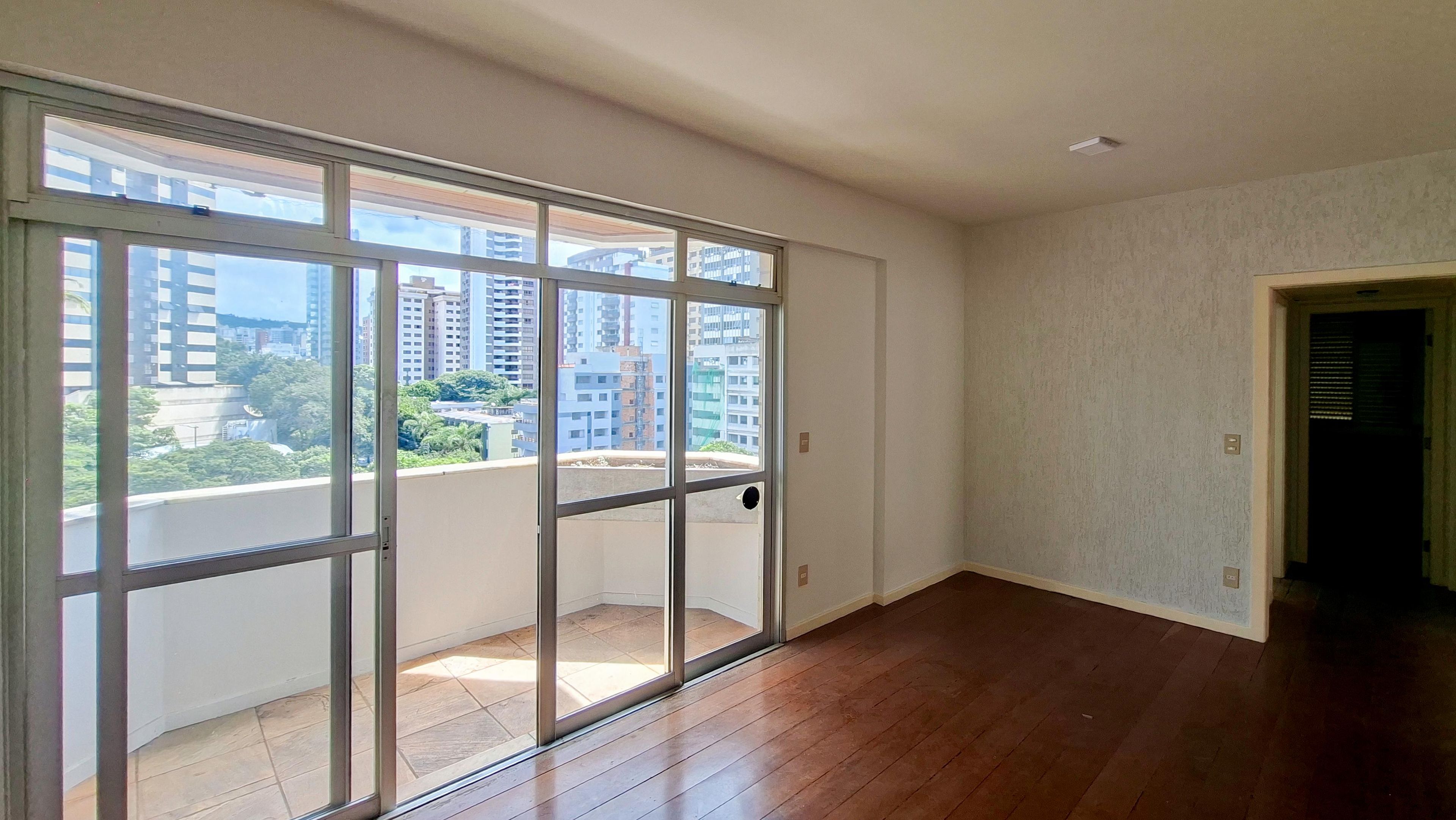 Apartamento com 2 quartos — Funcionários, Belo Horizonte
