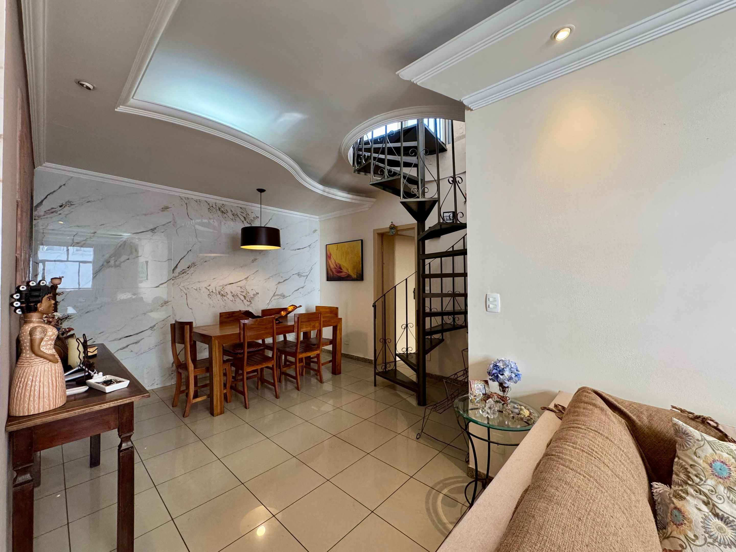 Apartamento com 4 quartos — Castelo, Belo Horizonte