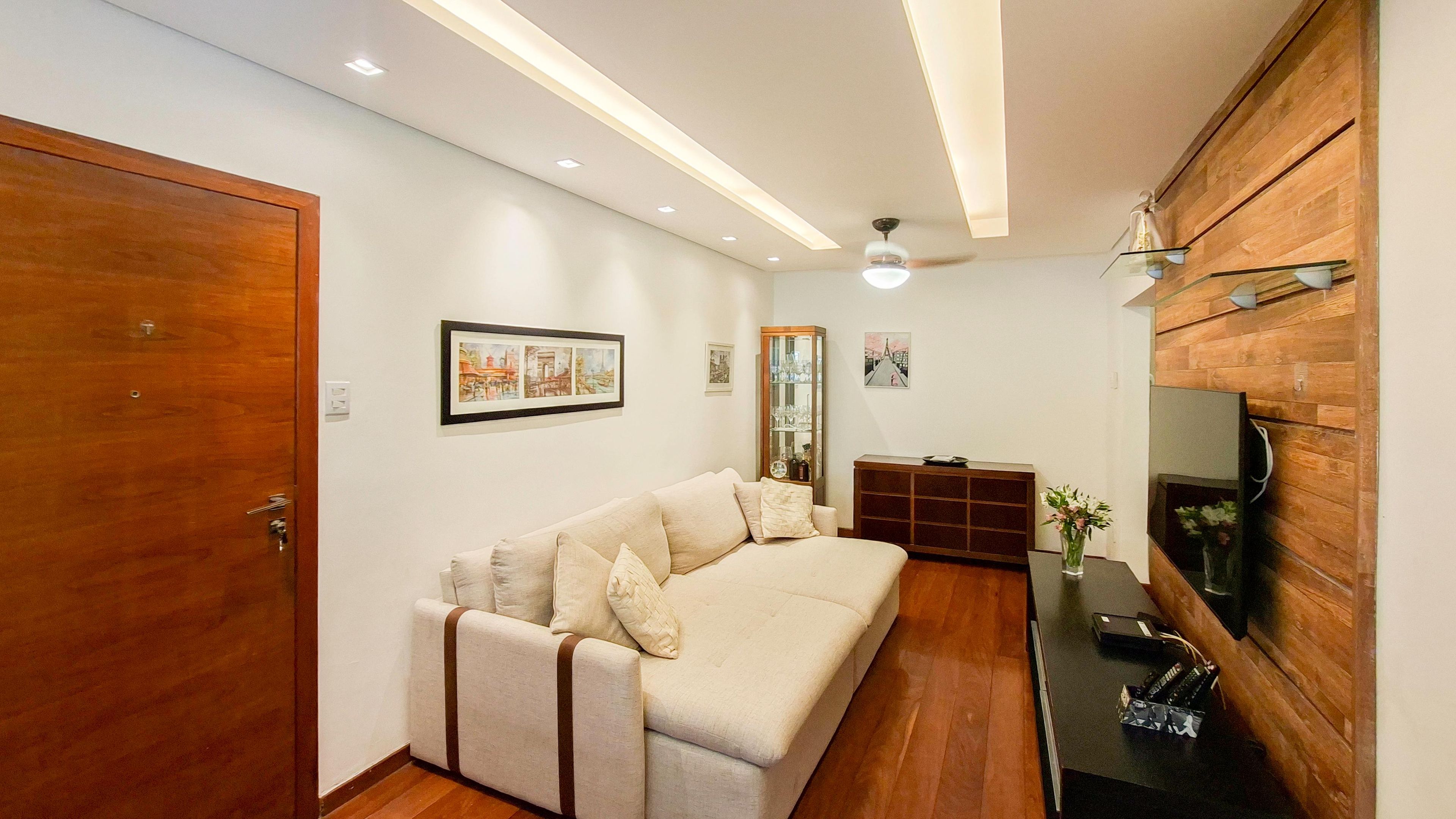 Apartamento com 3 quartos — Santa Efigênia, Belo Horizonte